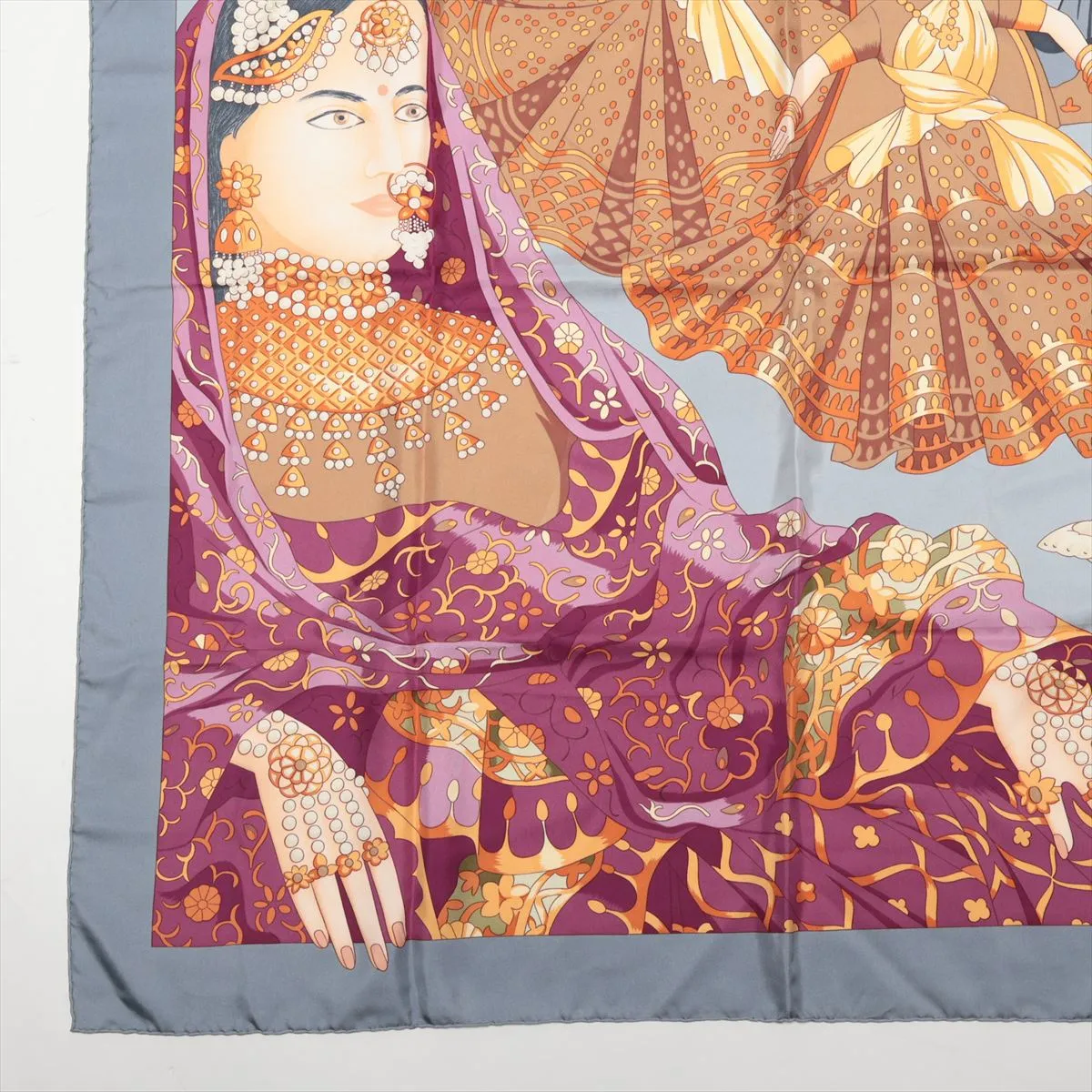Carre 90 Maharajas Splendeur Des Maharajas Scarf Silk Blue Gray — view 5