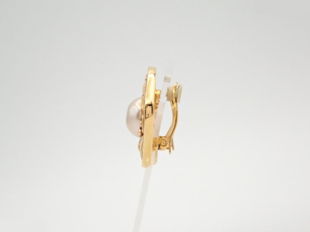 gold — view 3