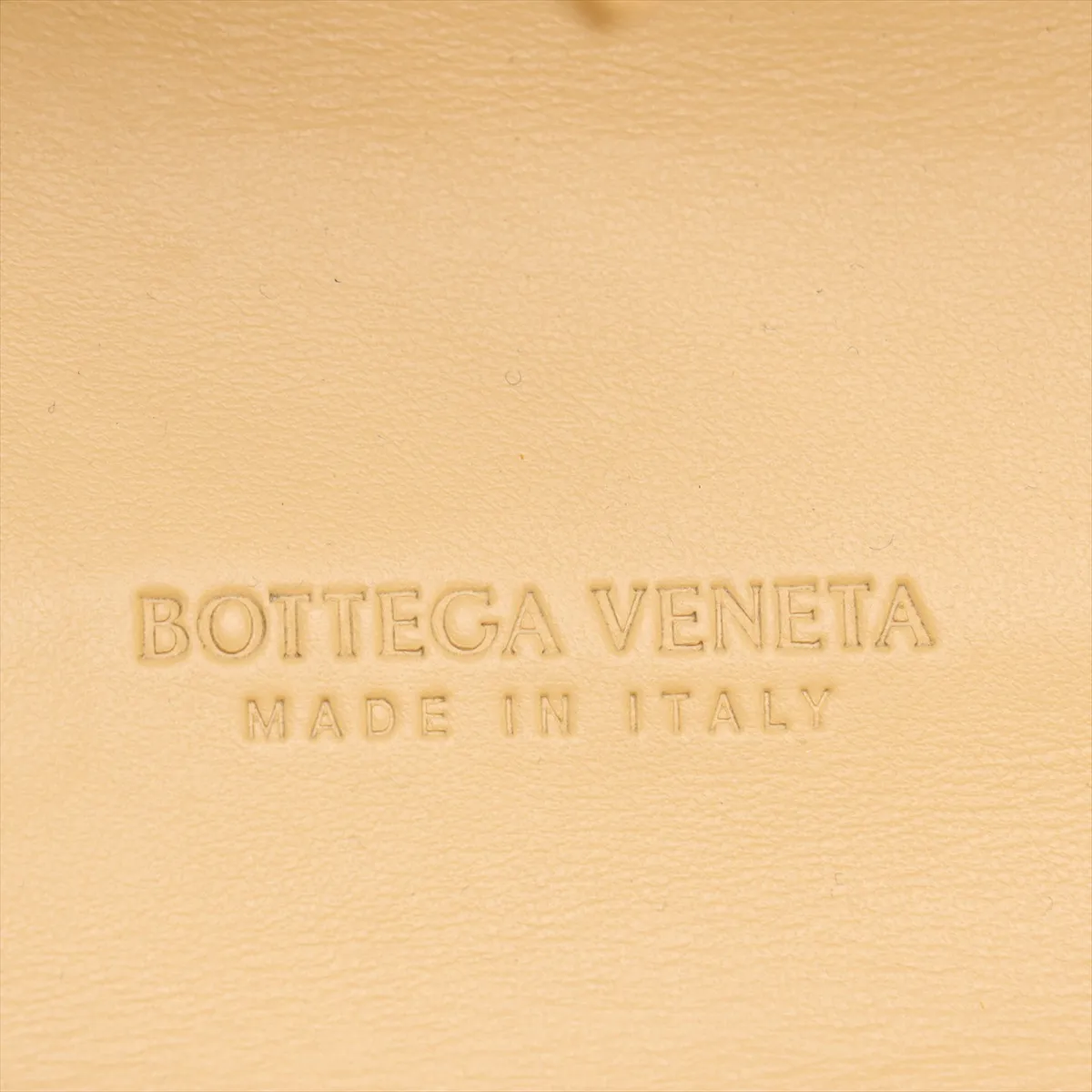 Maxi Intrecciato The Arcotote Boa x Leather Tote Bag Yellow — view 9