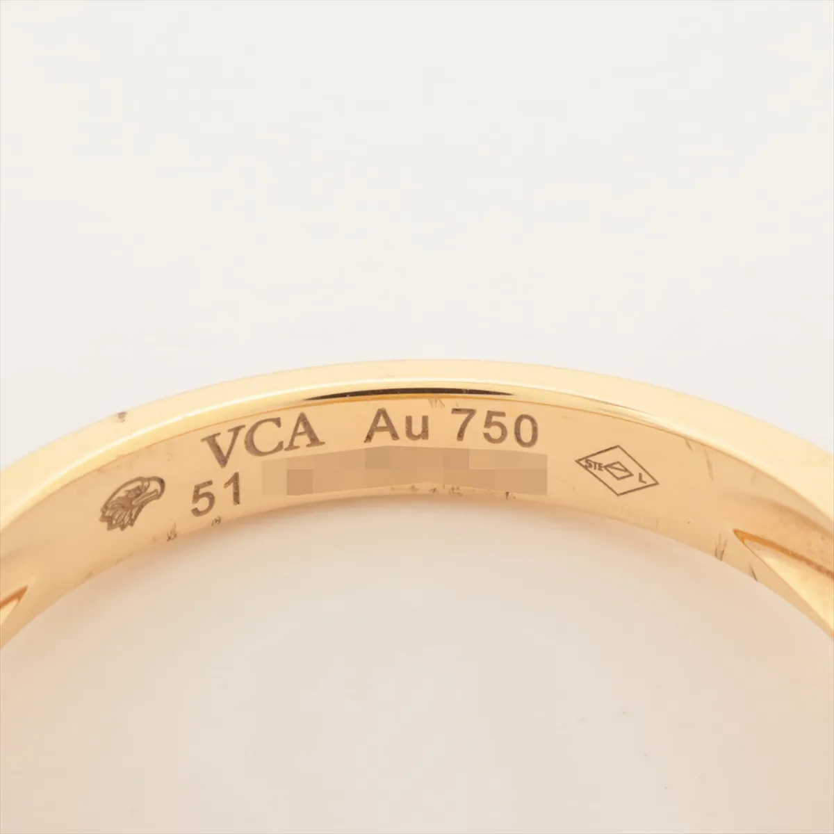 Vintage Alhambra Guilloché Ring, 750 (Yellow Gold), 8.0g, Size 51, JO891626. Features: dents, metal wear, — view 3