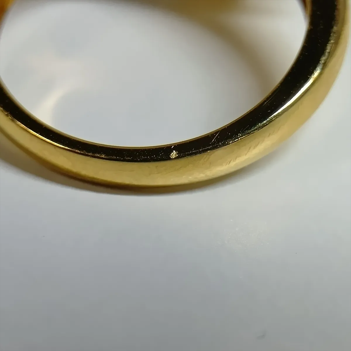Vintage Alhambra Guilloché Ring, 750 (Yellow Gold), 8.0g, Size 51, JO891626. Features: dents, metal wear, — view 6