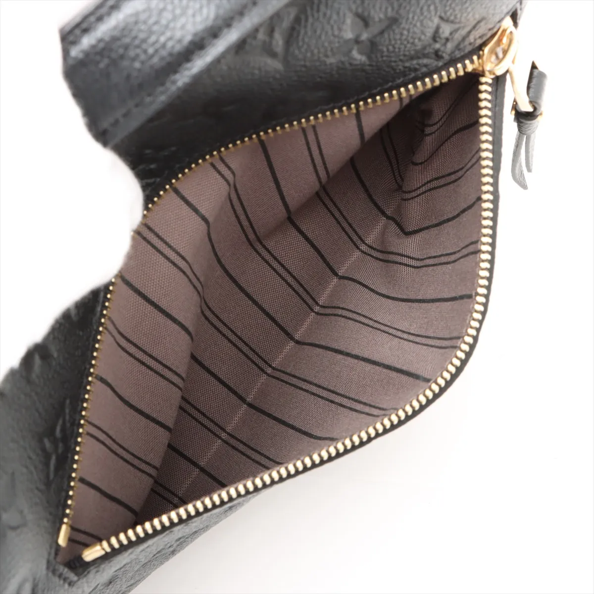 Monogram Empreinte Pochette Metis MM M41487 AR2169 Black — view 11