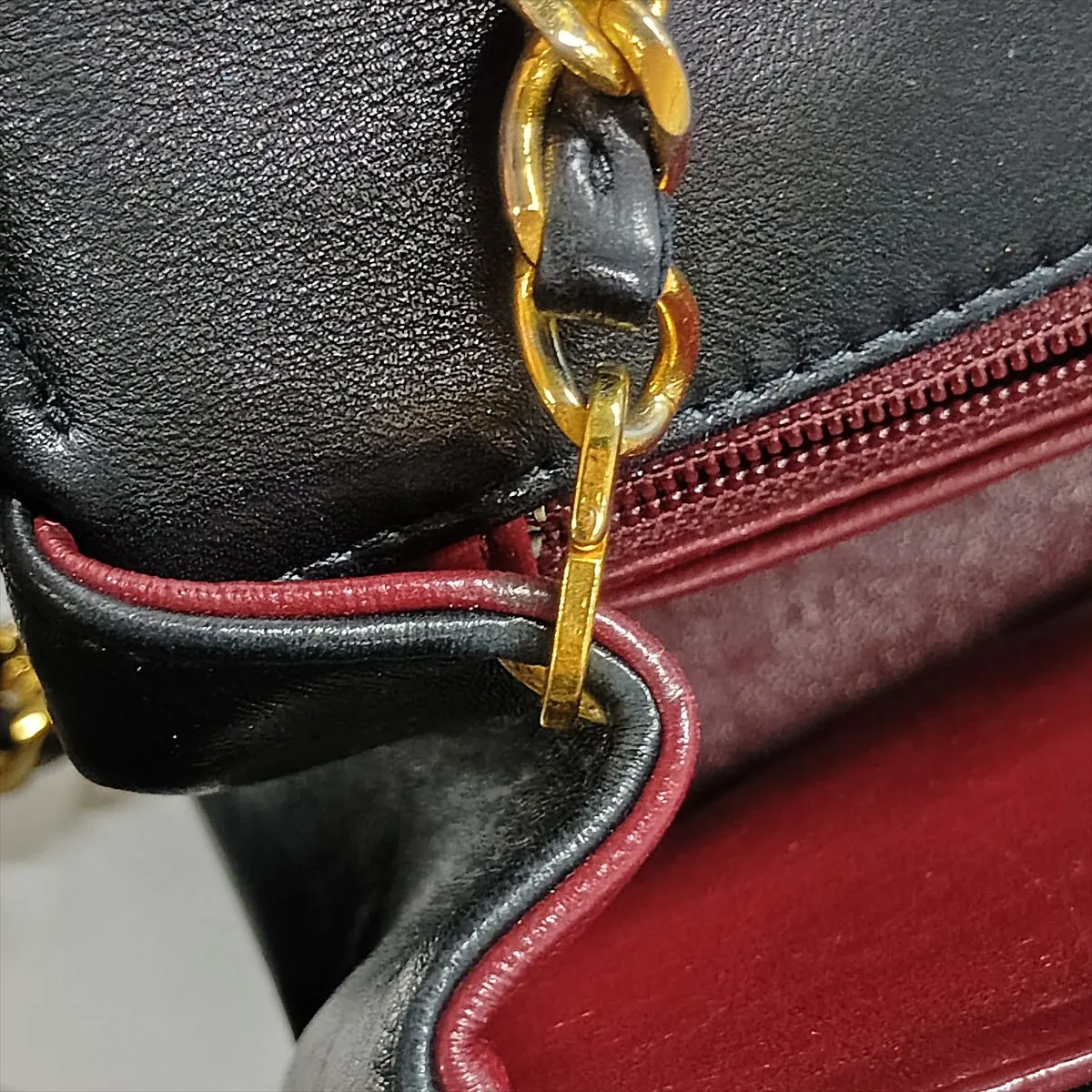 Matelassé Lambskin Single Flap Single Chain Bag, Diana Flap, Black with Gold Hardware, Item No. 1788377, Series 1 — view 11