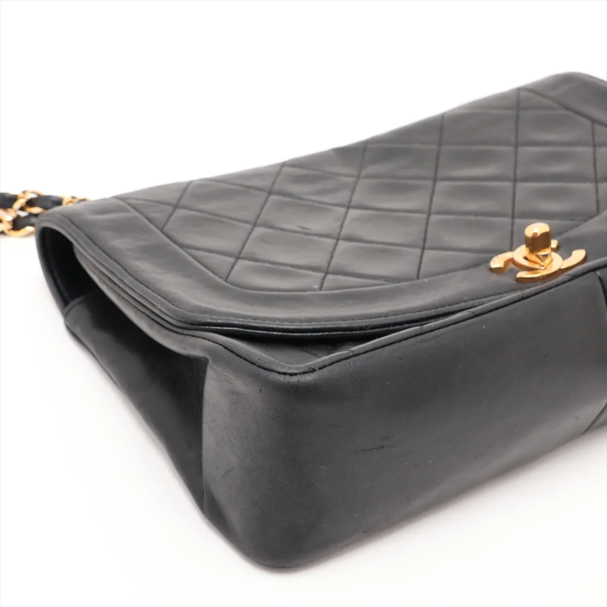 Matelassé Lambskin Single Flap Single Chain Bag, Diana Flap, Black with Gold Hardware, Item No. 1788377, Series 1 — view 4