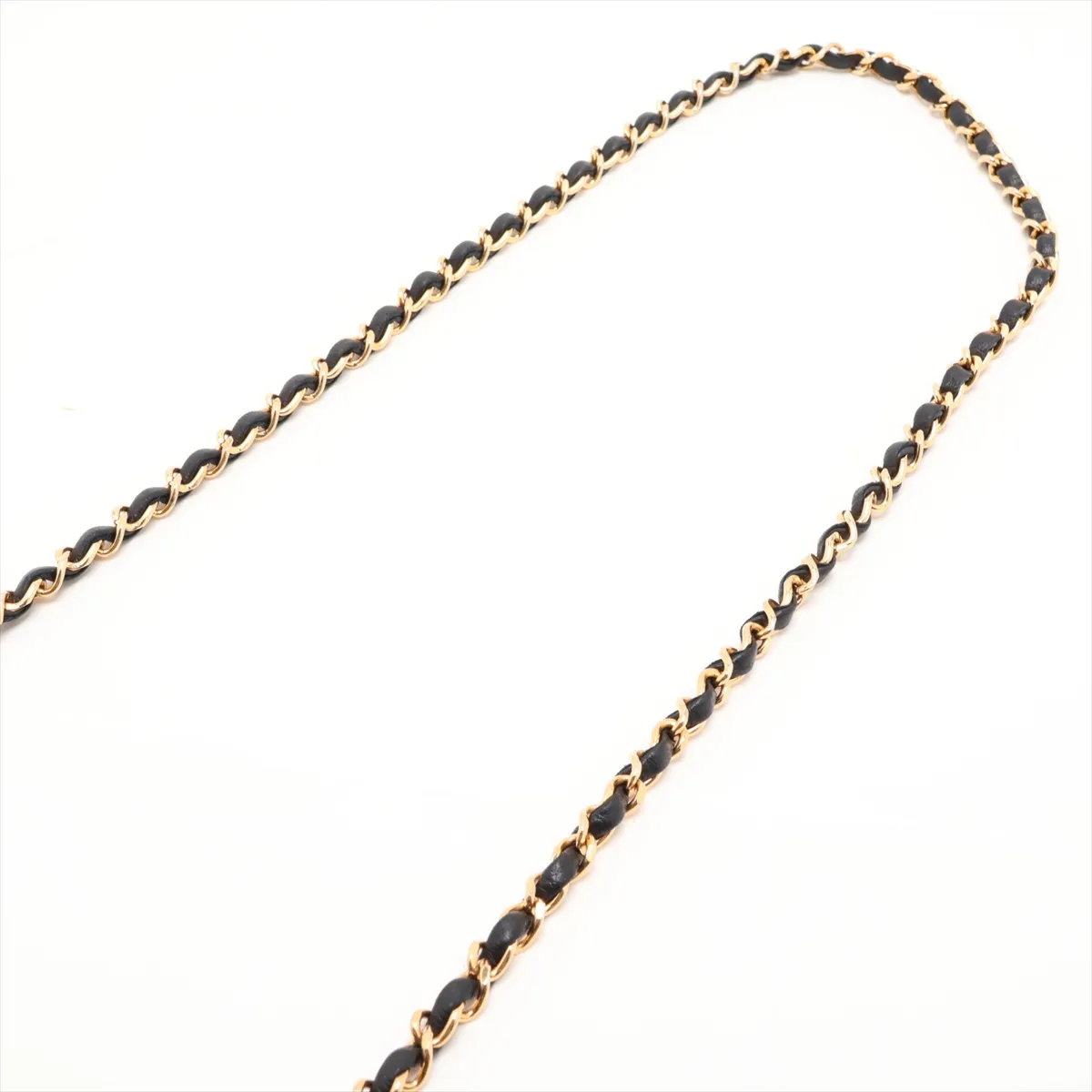 Matelassé Lambskin Single Flap Single Chain Bag, Diana Flap, Black with Gold Hardware, Item No. 1788377, Series 1 — view 5