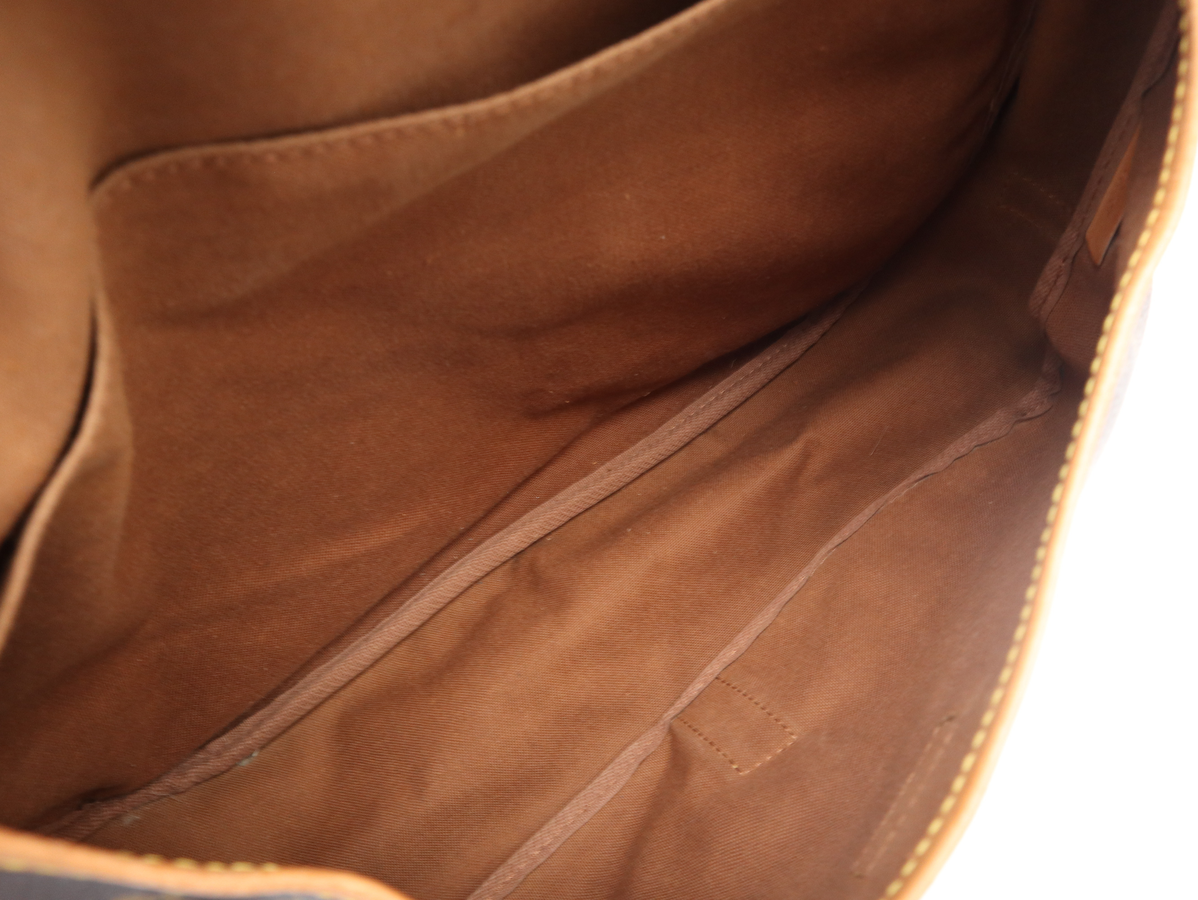 M42254 Monogram Saumur 35 Shoulder Bag — view 13