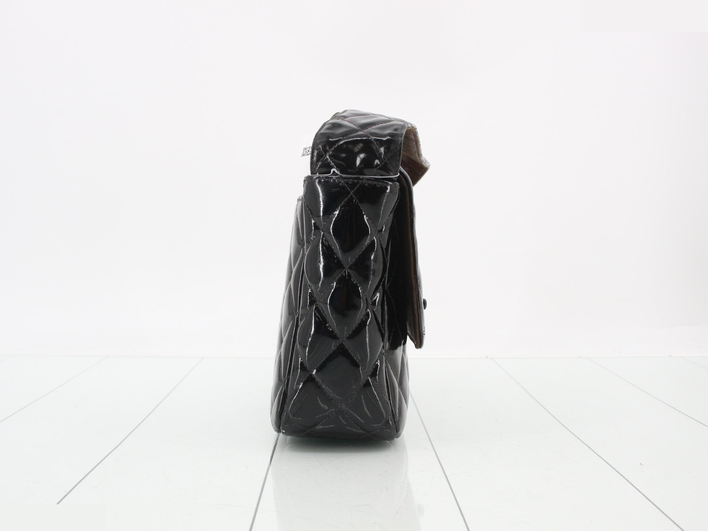 Matelassé Shoulder Bag — view 4