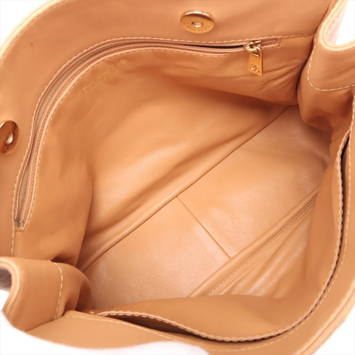 chocolate bar leather chain tote bag beige gold hardware — view 7