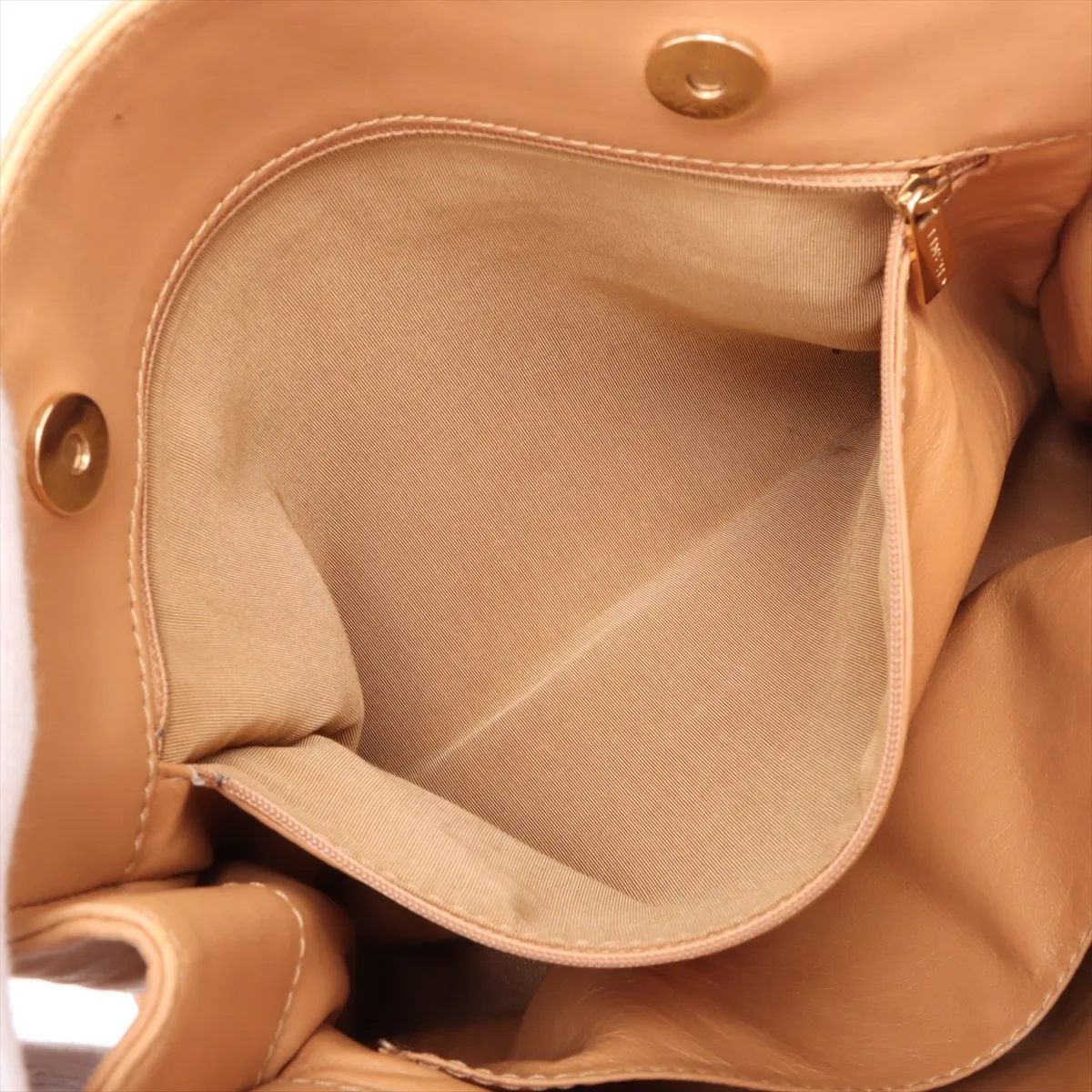 chocolate bar leather chain tote bag beige gold hardware — view 9