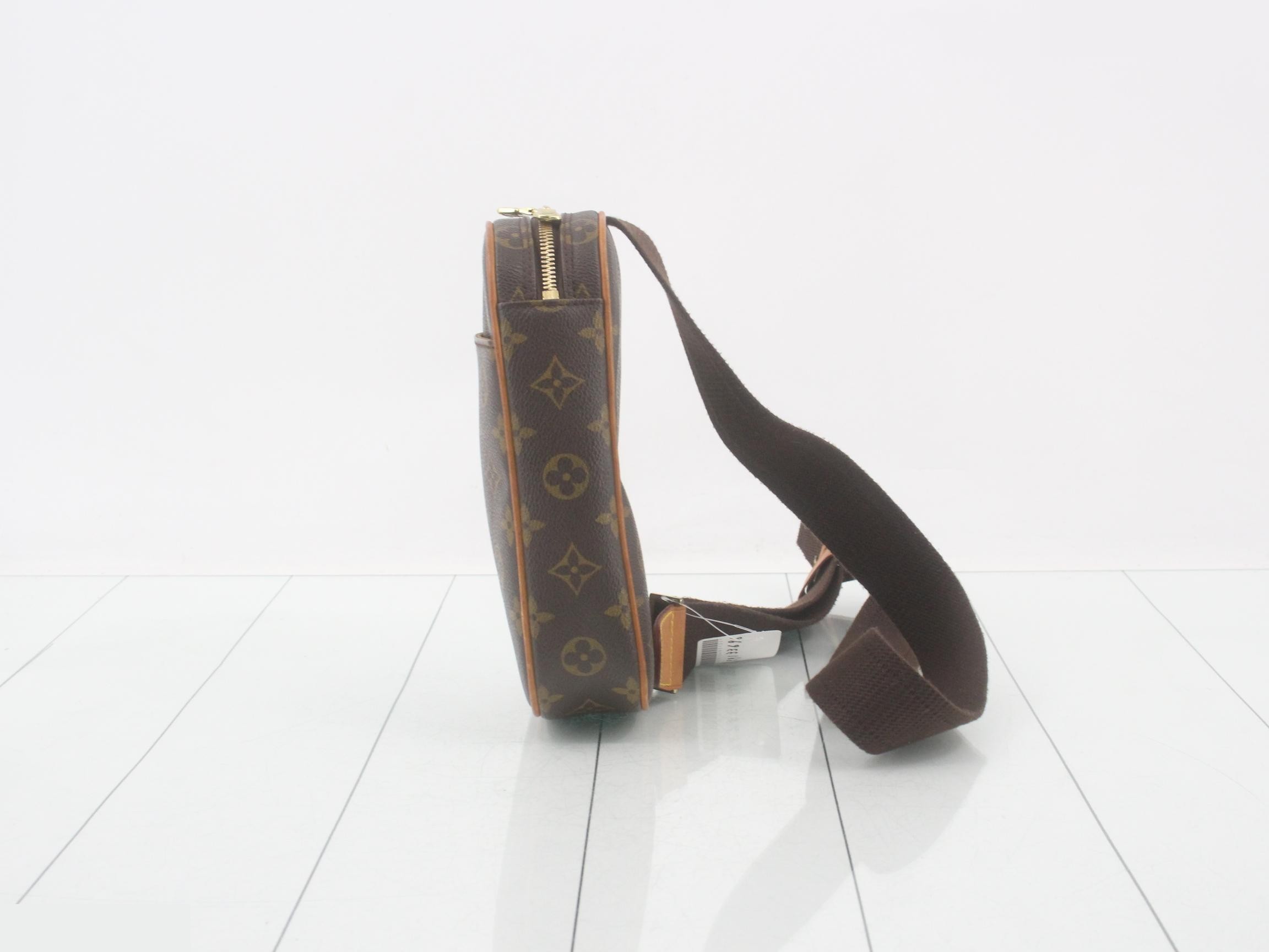 Pochette Gange — view 3