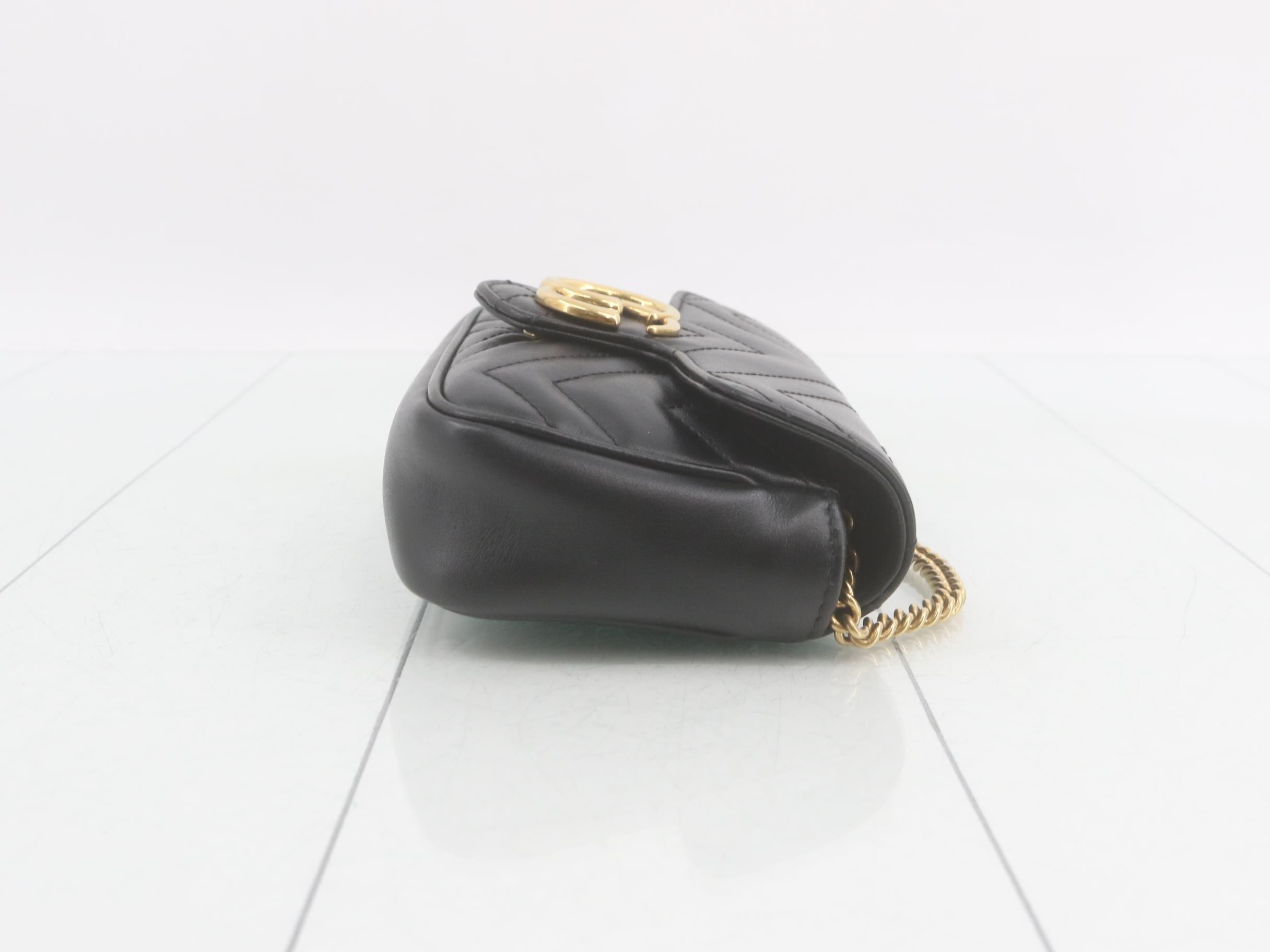 GG Marmont Leather Shoulder Bag — view 3
