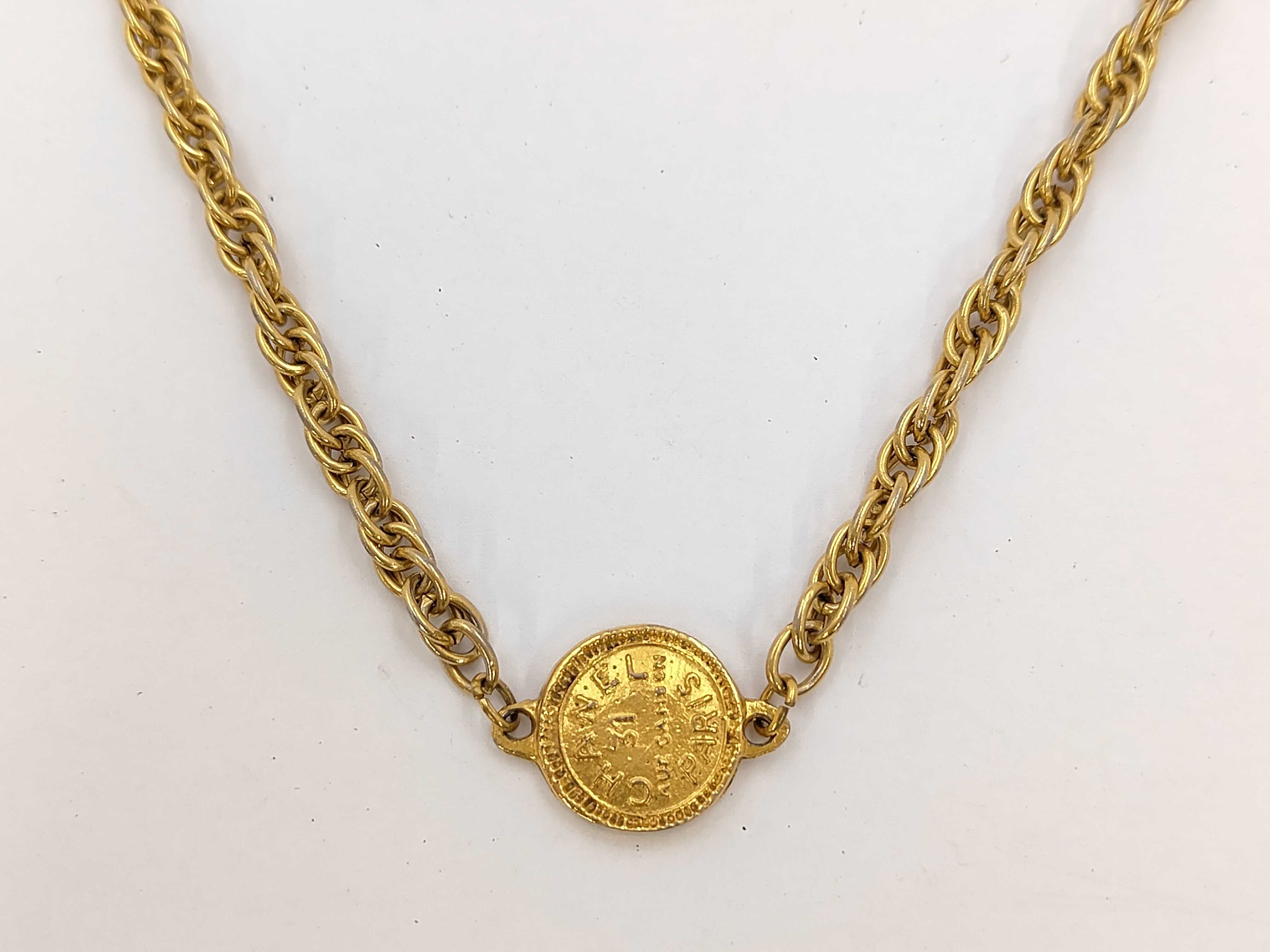 Cambon Necklace Coin Gold Necklace — view 2