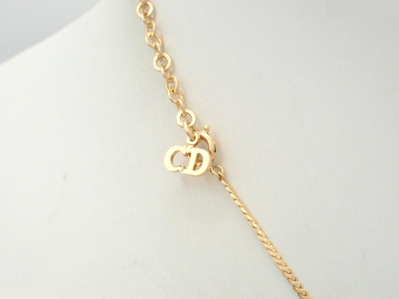Other lines: Precious metals, necklaces, pendants — view 2