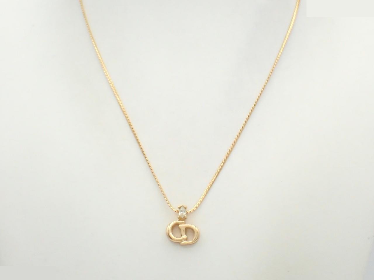 Other lines: Precious metals, necklaces, pendants — view 3