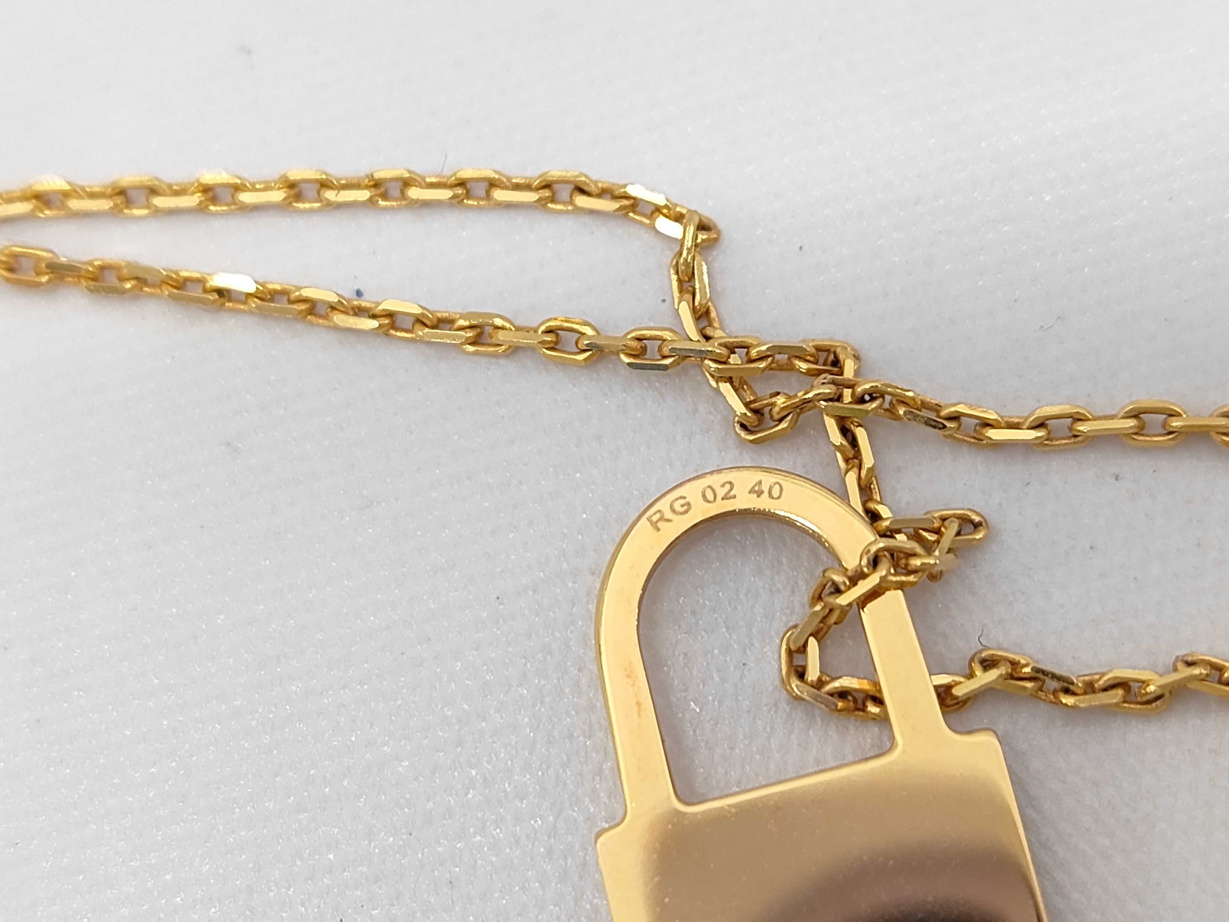 Okely Necklace/Y Engraved Necklace — view 8