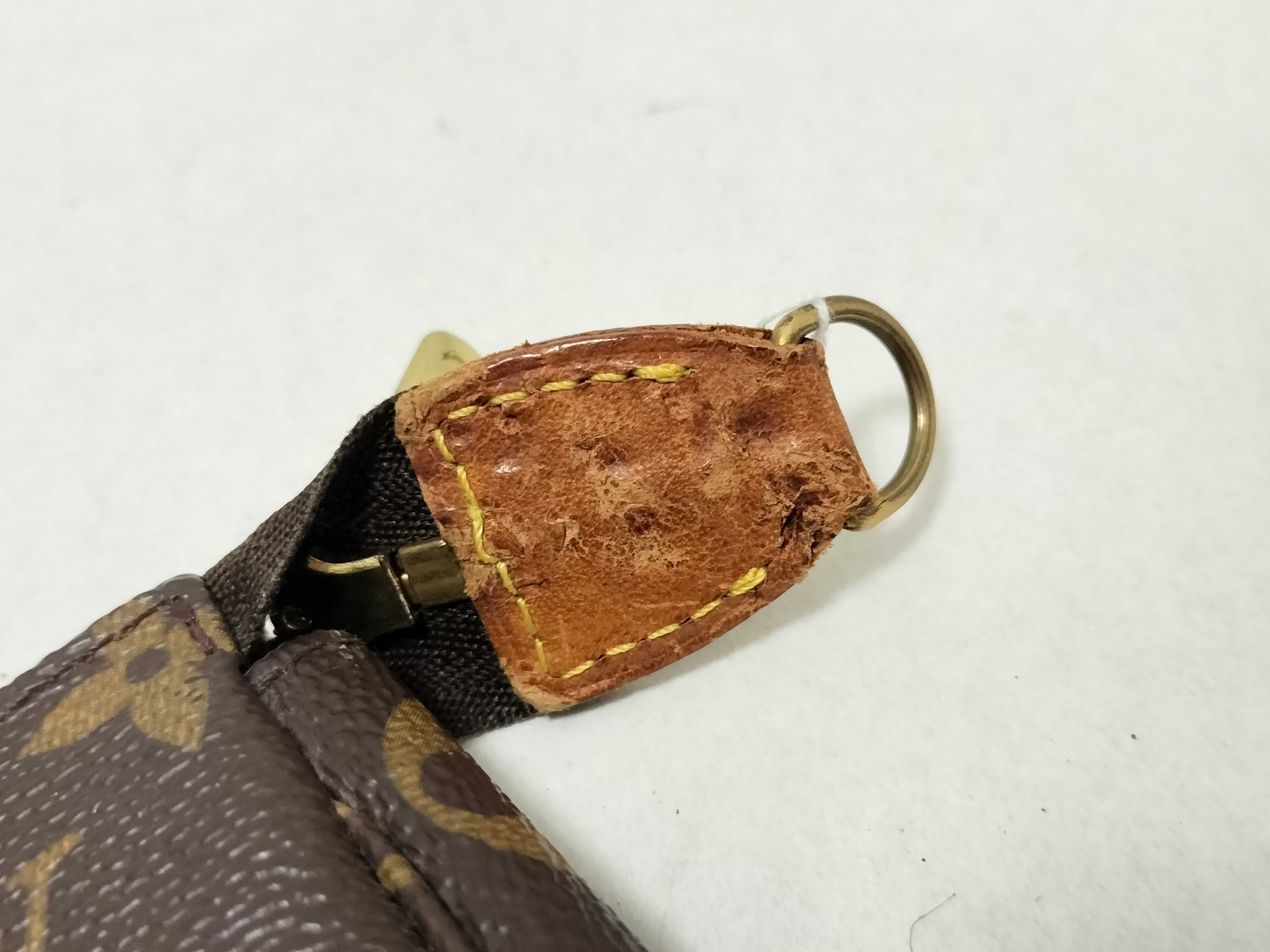 Monogram / Monogram / Pochette Accessoires (Old Model) — view 11