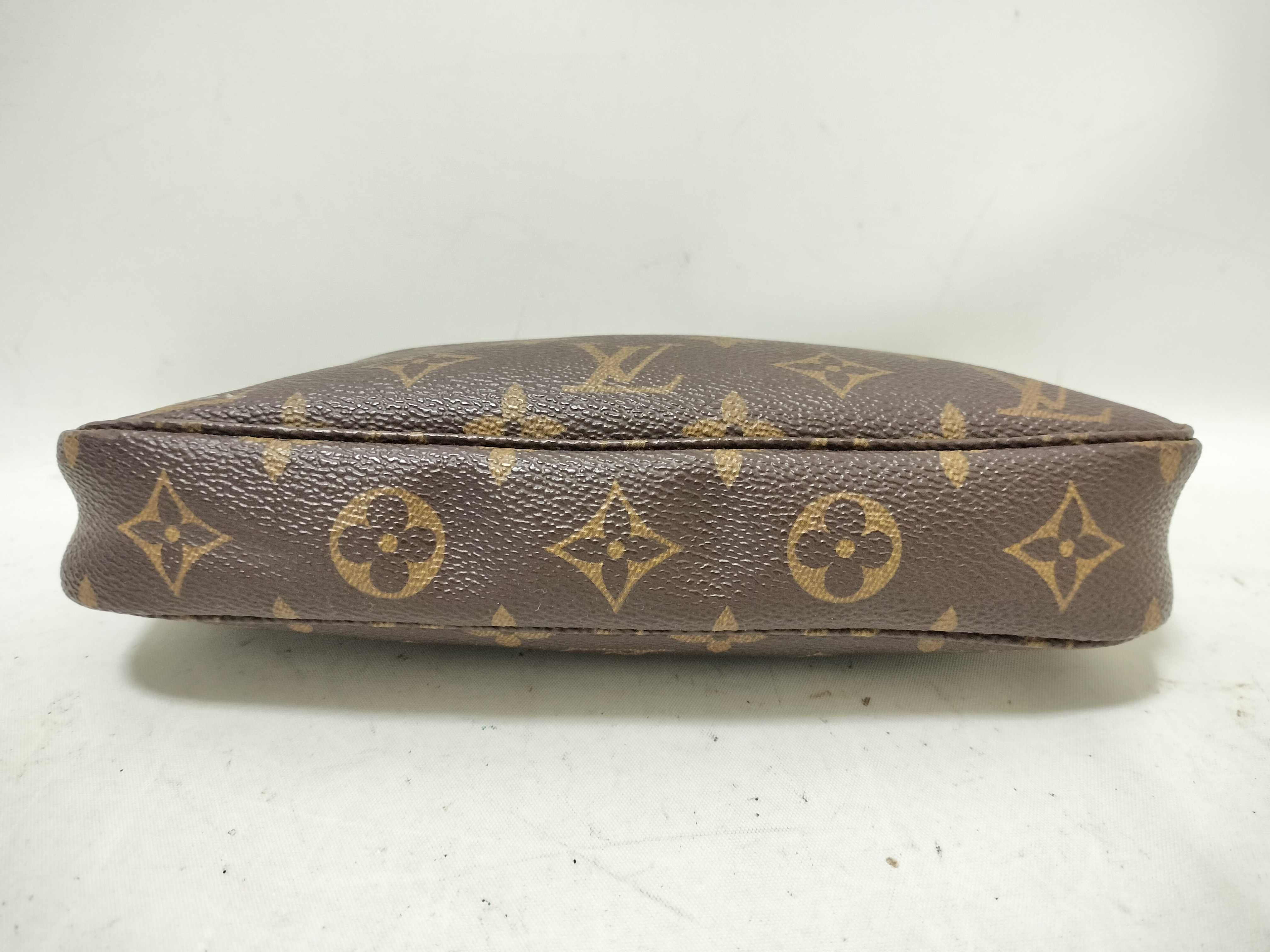 Monogram / Monogram / Pochette Accessoires (Old Model) — view 5
