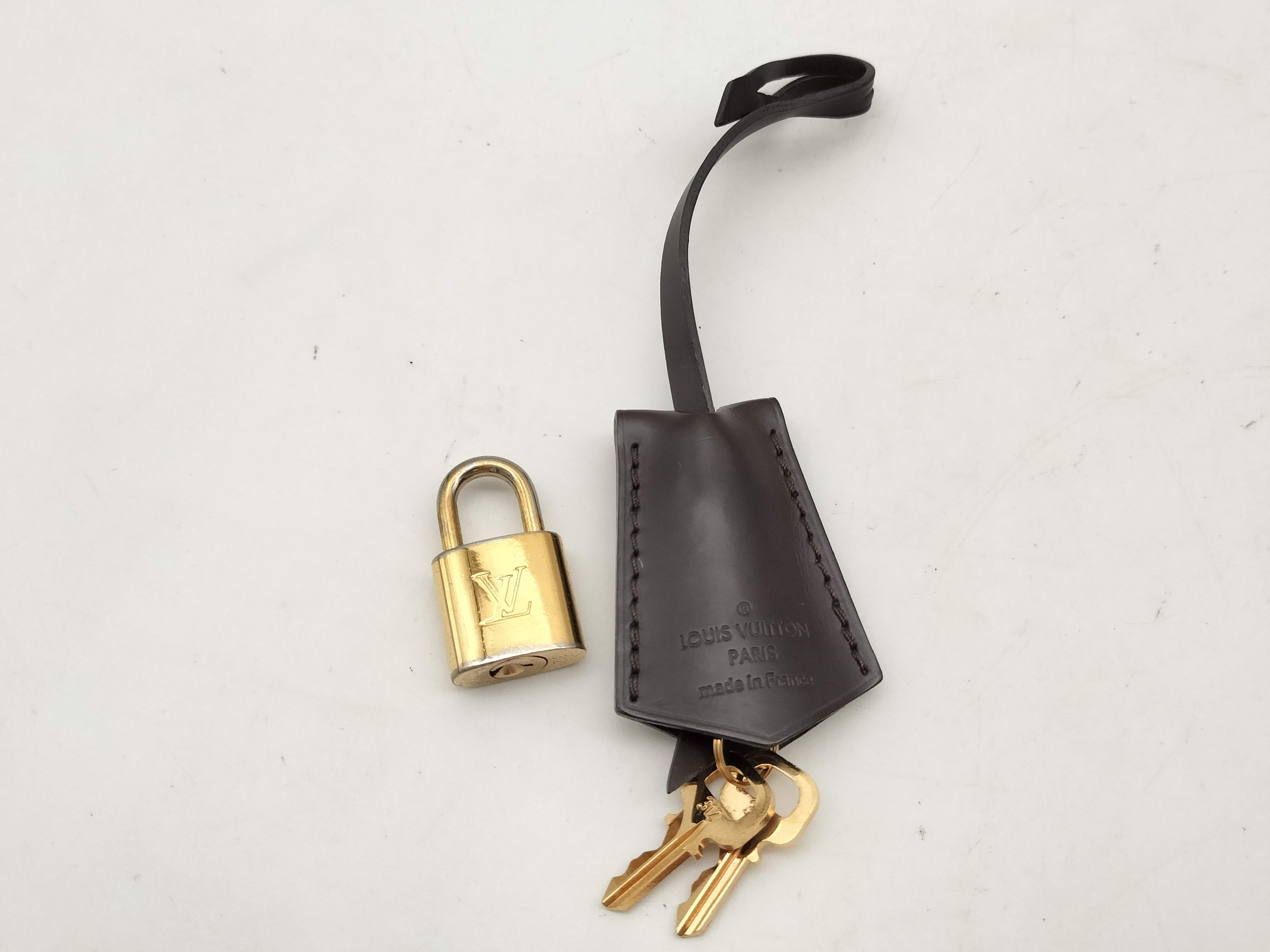 Damier Verona PM N41117 Padlock Key Clochette Handbag — view 15