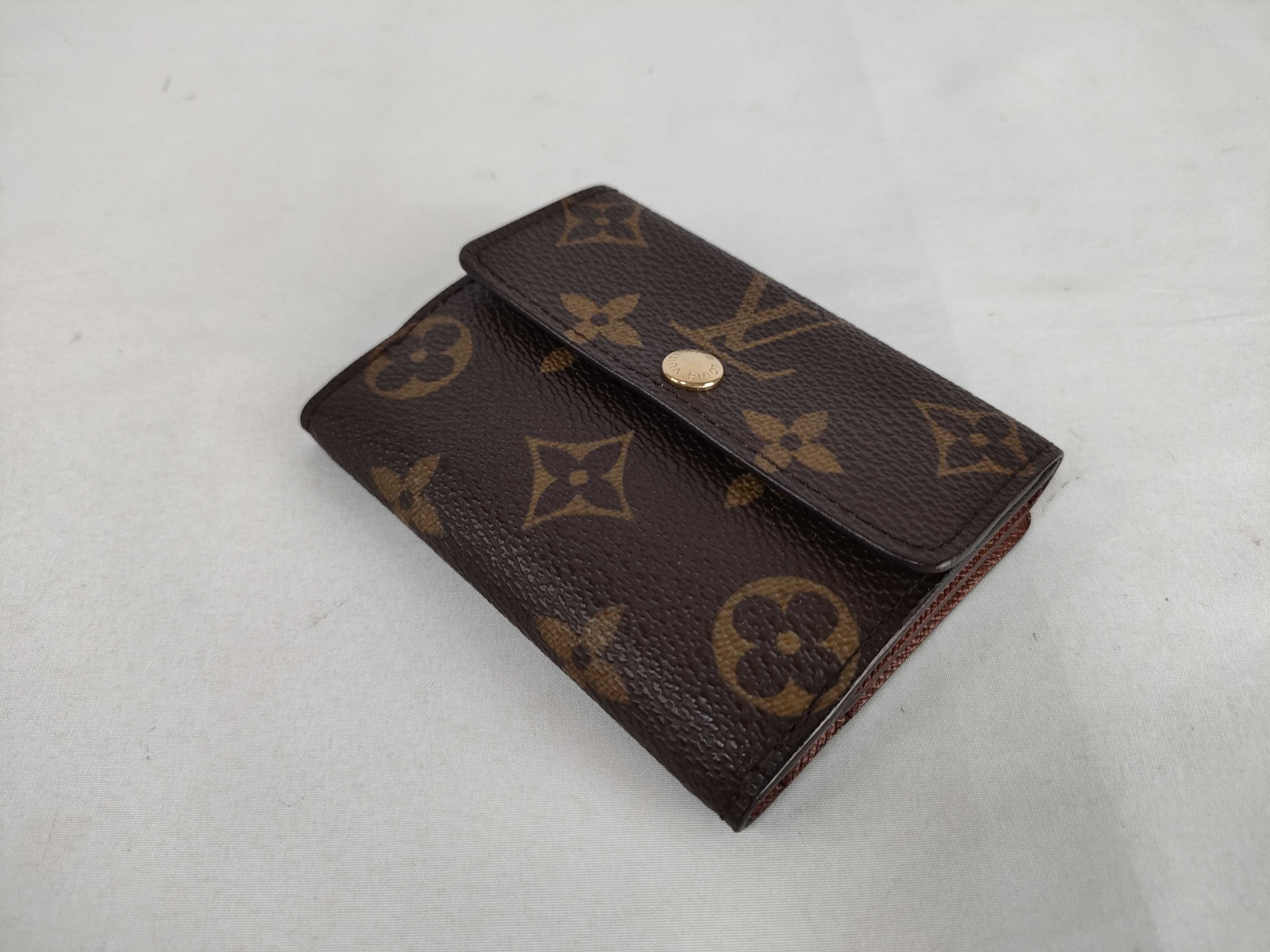 Monogram M61927 Ludlow Coin Case — view 4