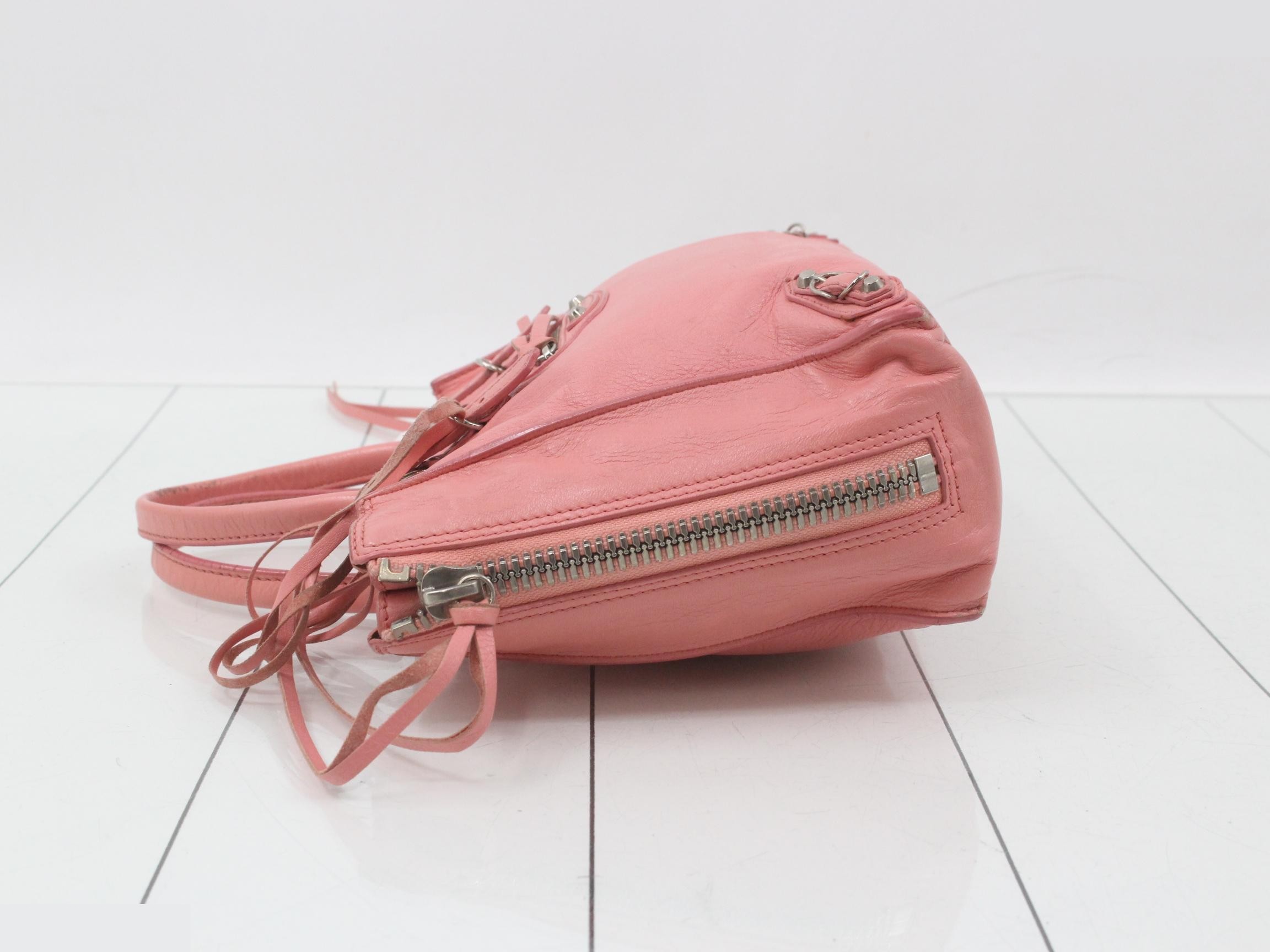 handbag — view 4