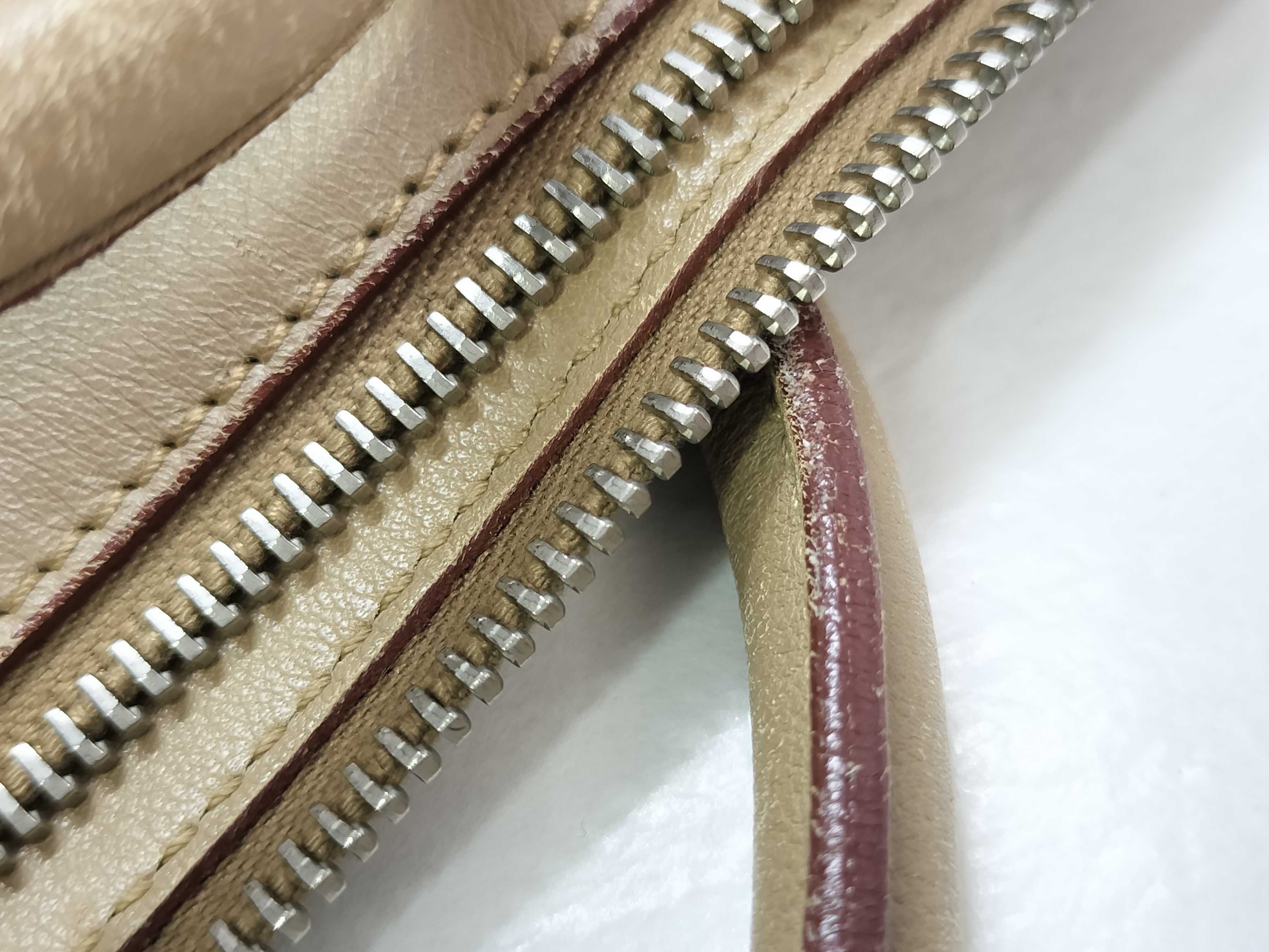 leather handbag, white, no tag, tote bag — view 14