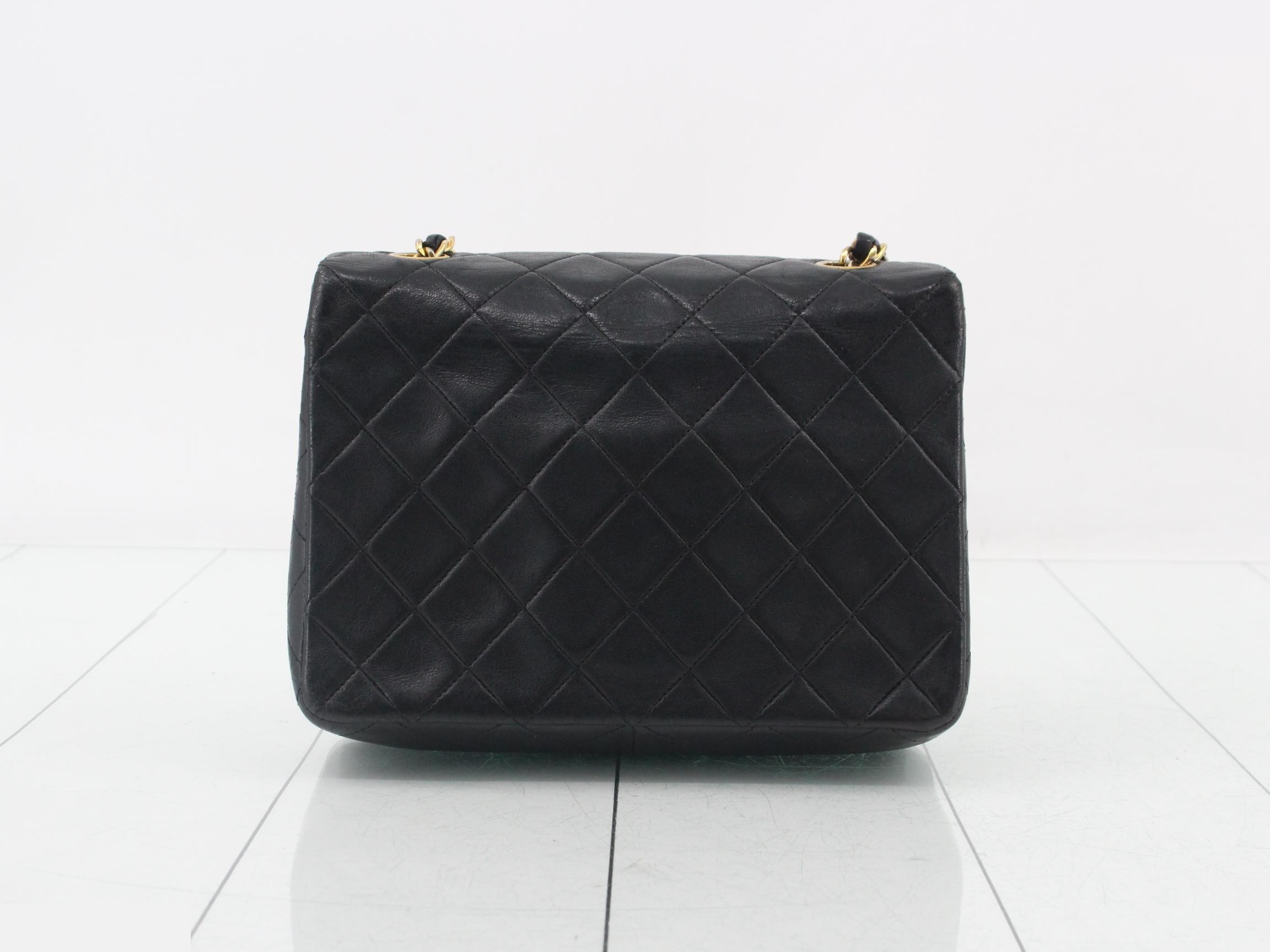 Matelassé Chain Shoulder Bag with Gold Coco Mark — view 2