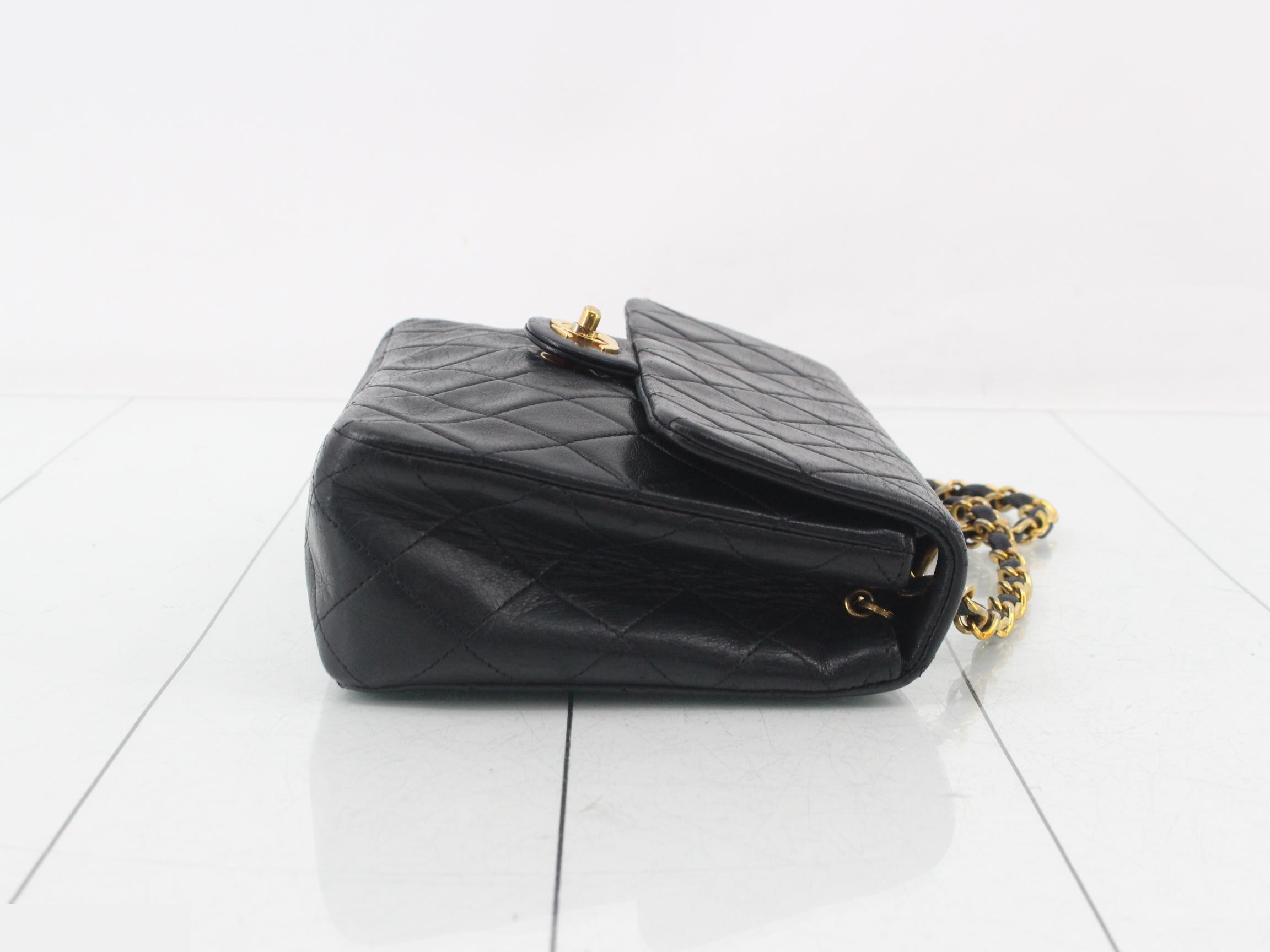 Matelassé Chain Shoulder Bag with Gold Coco Mark — view 3