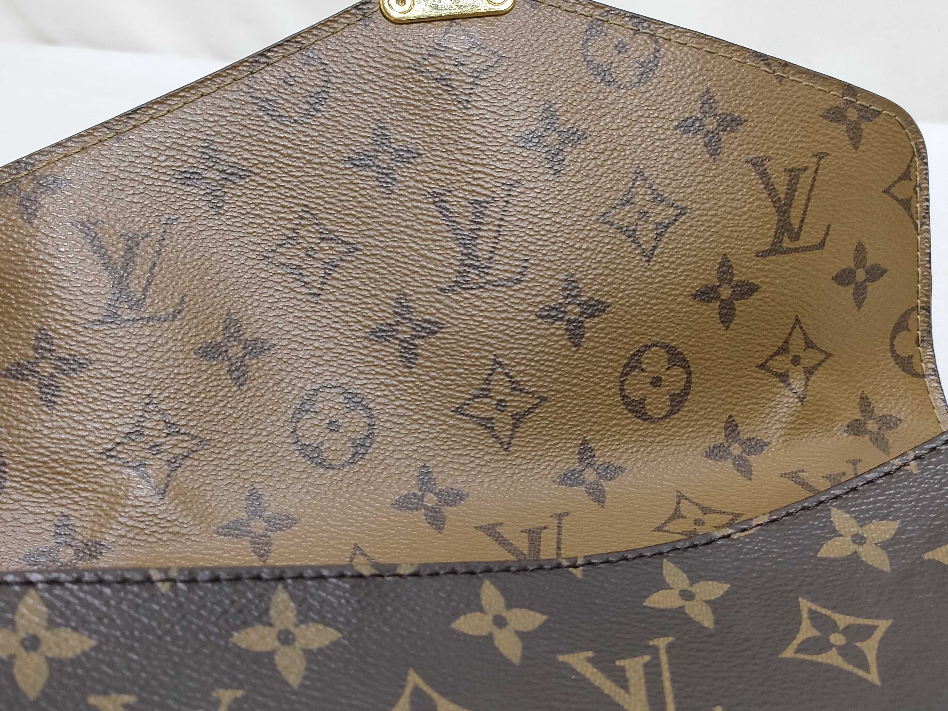 Monogram Louis Vuitton Monogram Message Shoulder Bag Handbag — view 11