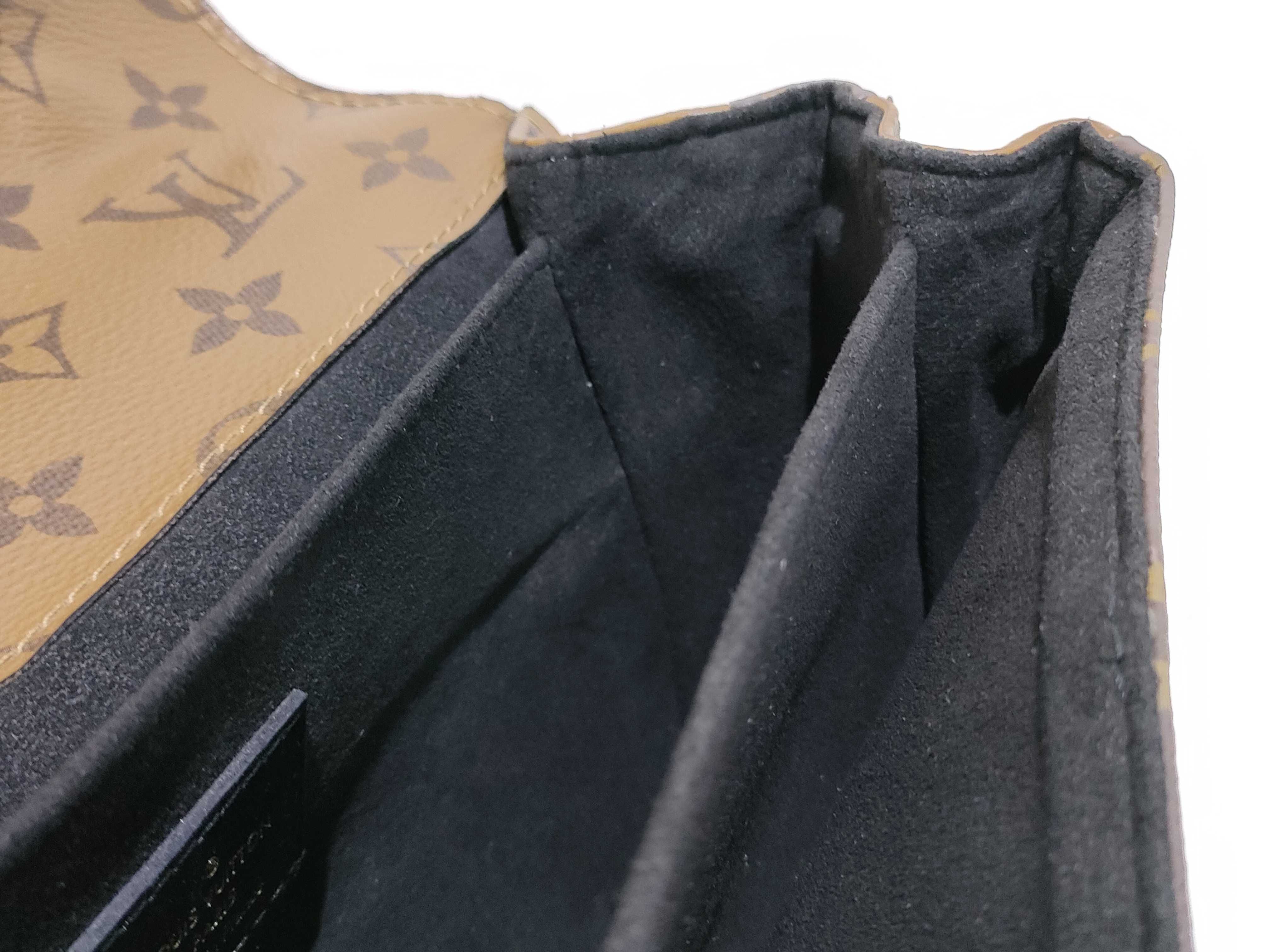 Monogram Louis Vuitton Monogram Message Shoulder Bag Handbag — view 14