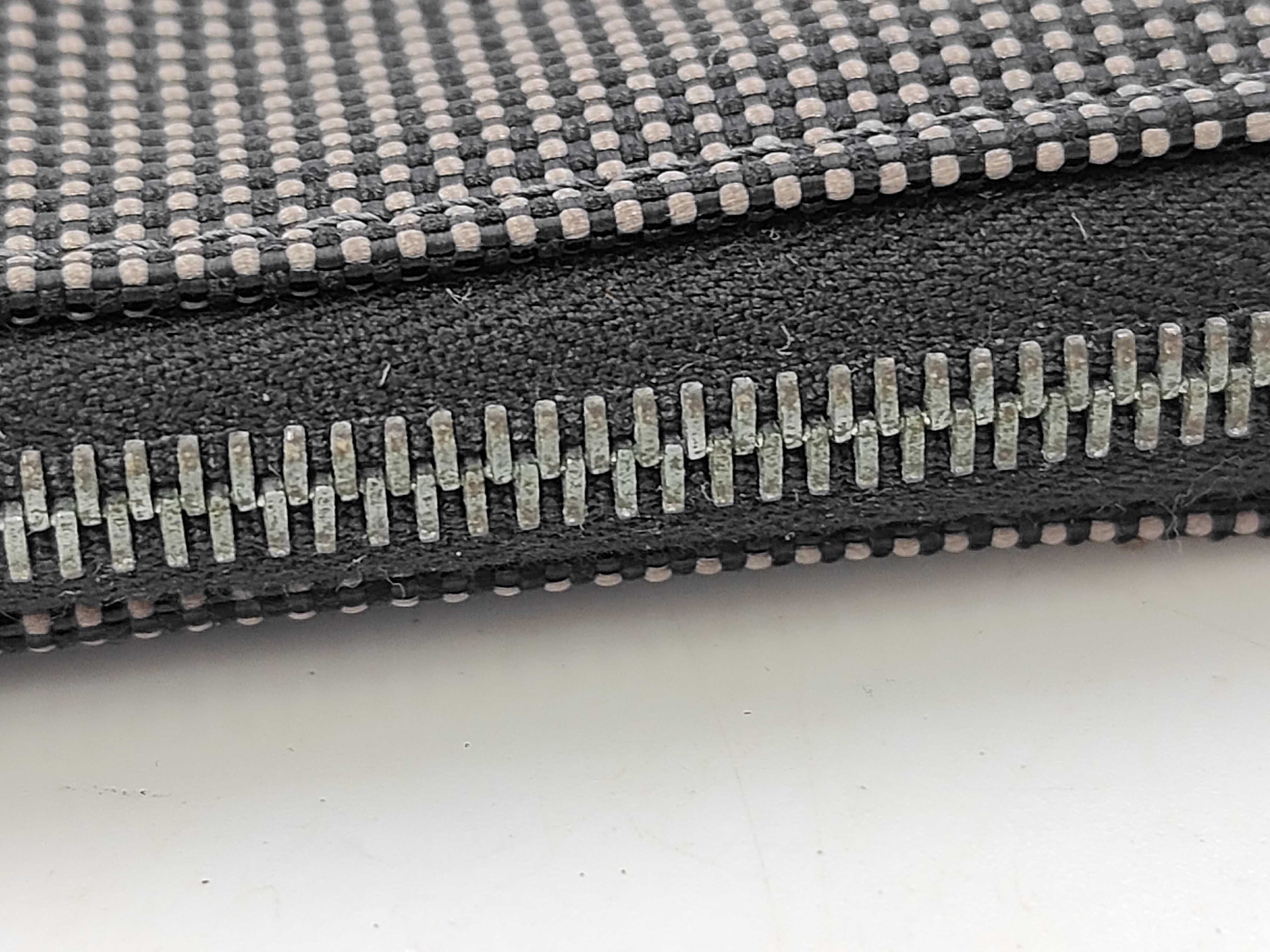 clutch bag — view 4