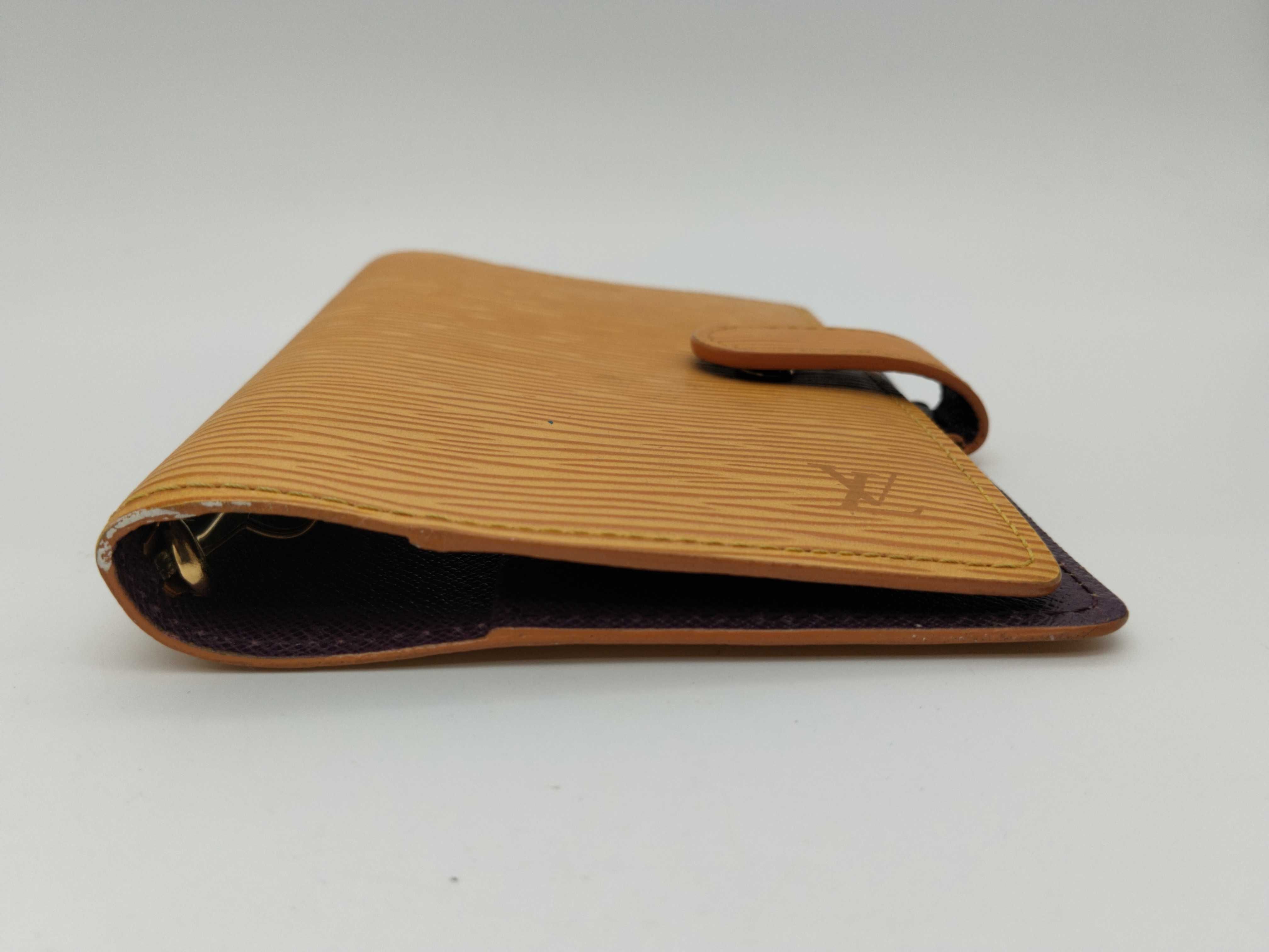 LV Epi Agenda PM R20059 Notebook Cover — view 5