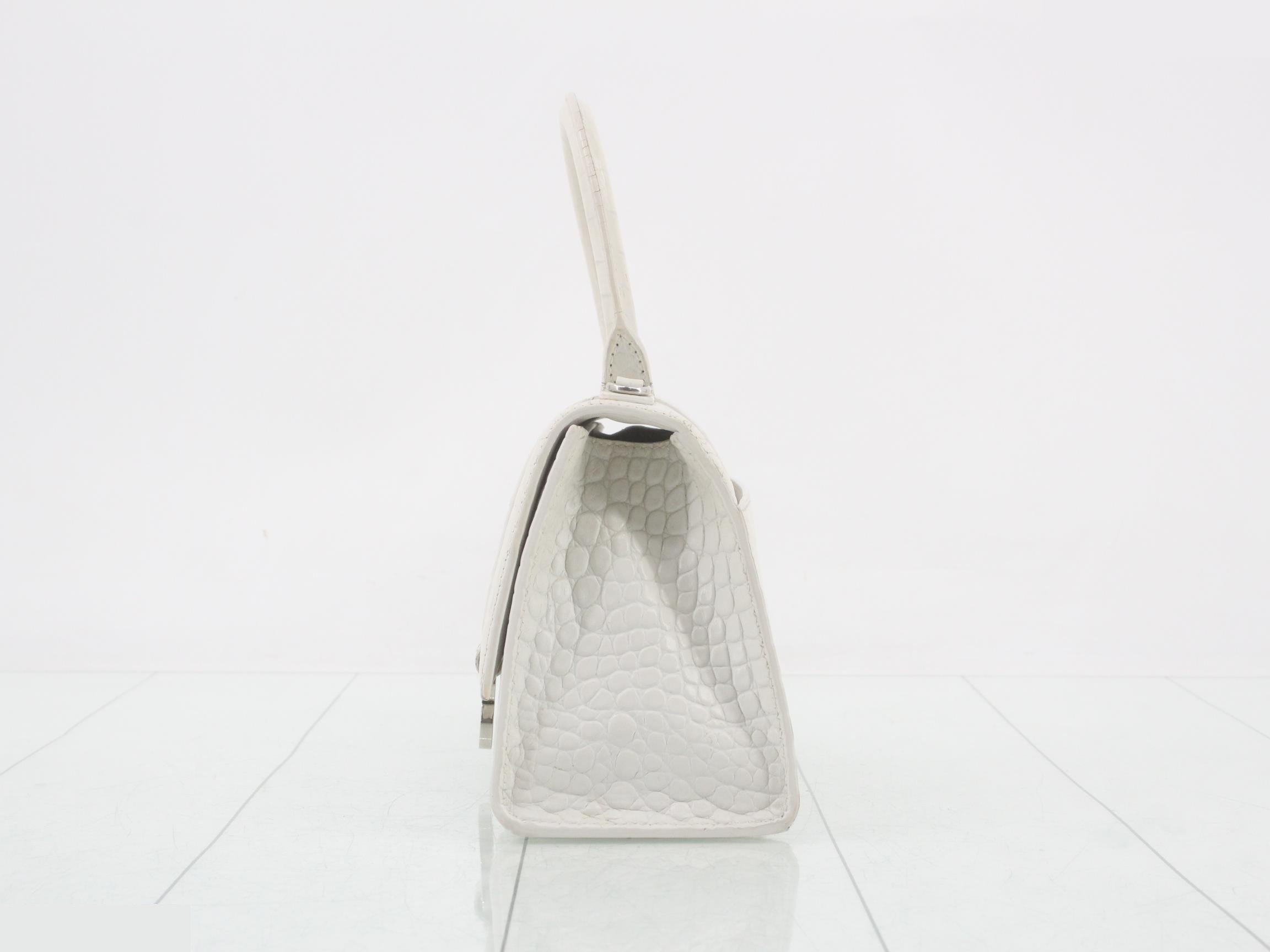 Hourglass Handbag — view 3