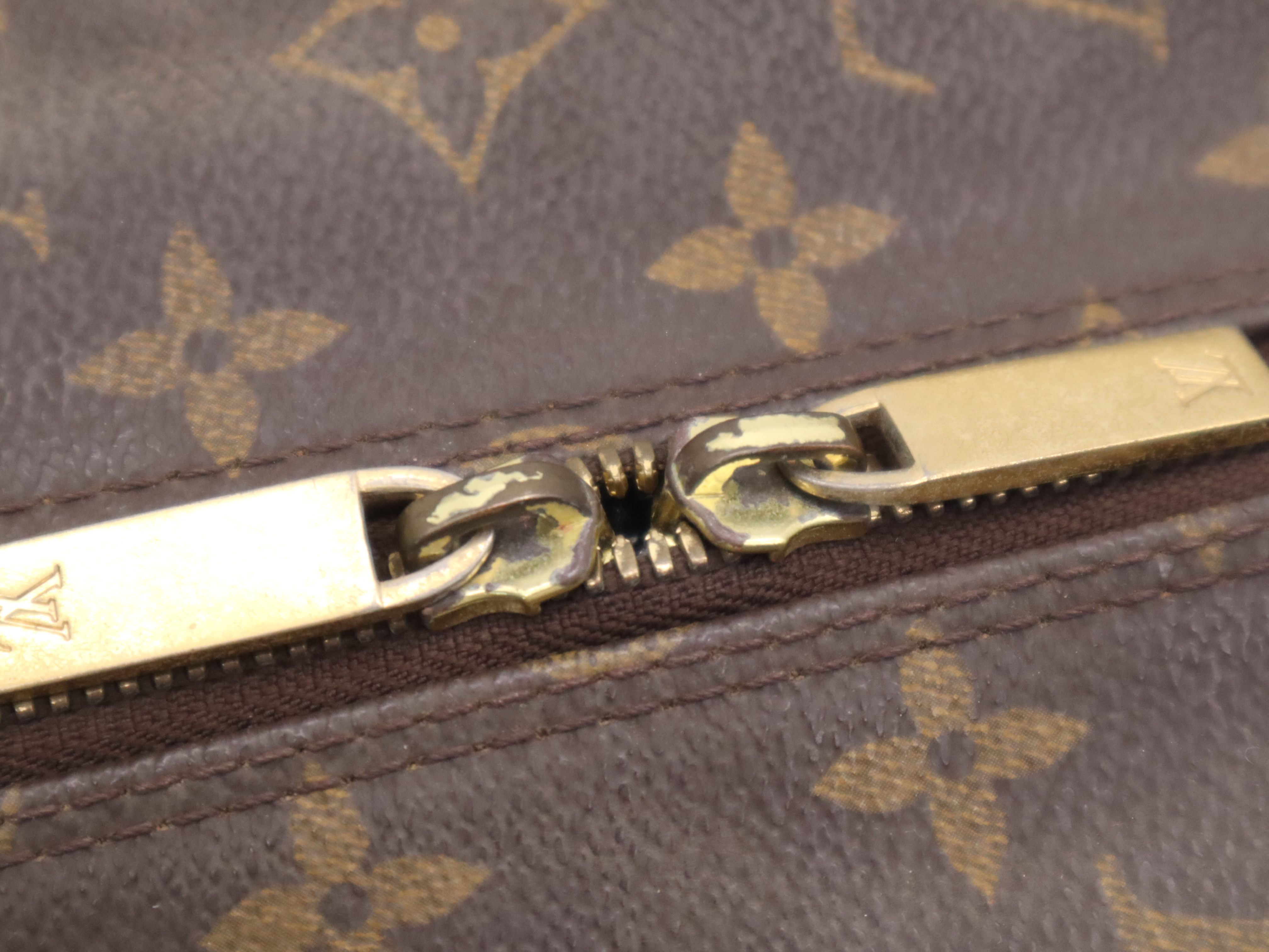 M51181 Monogram Cite GM Shoulder Bag — view 13