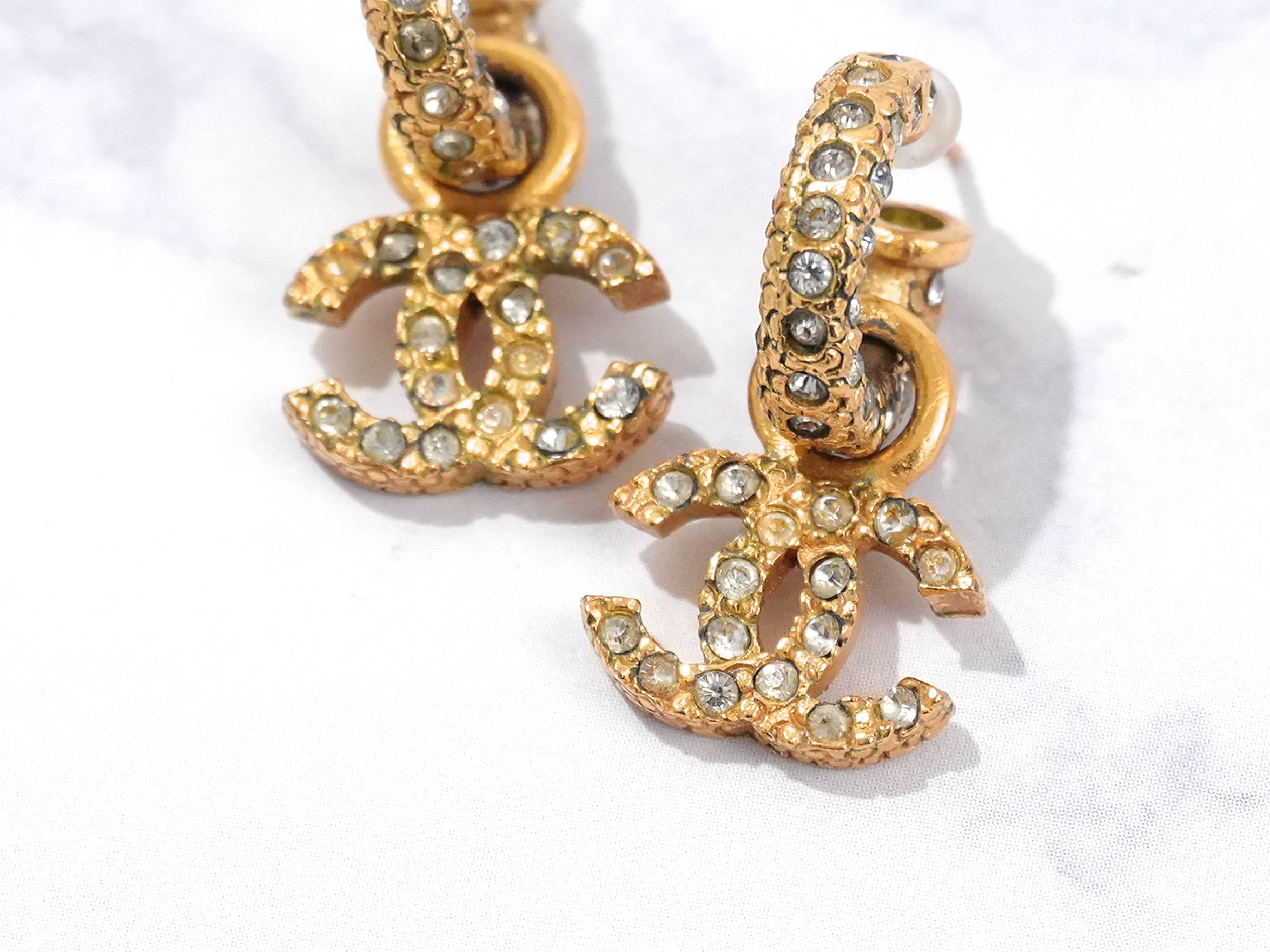 Coco Mark Gold Rhinestone Earrings 01P — view 4