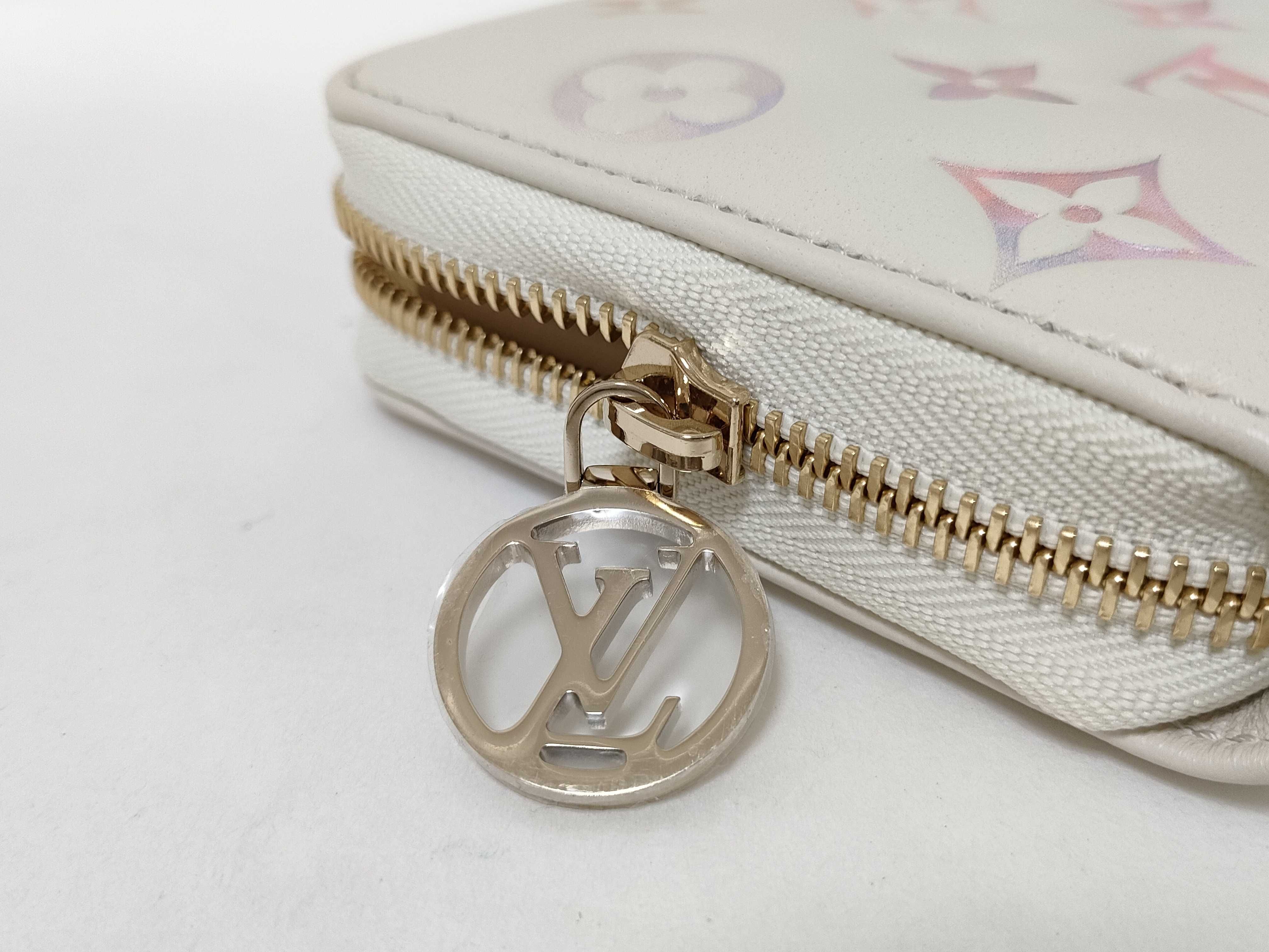 Monogram Zippy Wallet Long Wallet Dream Beige M15091 Wallet — view 15
