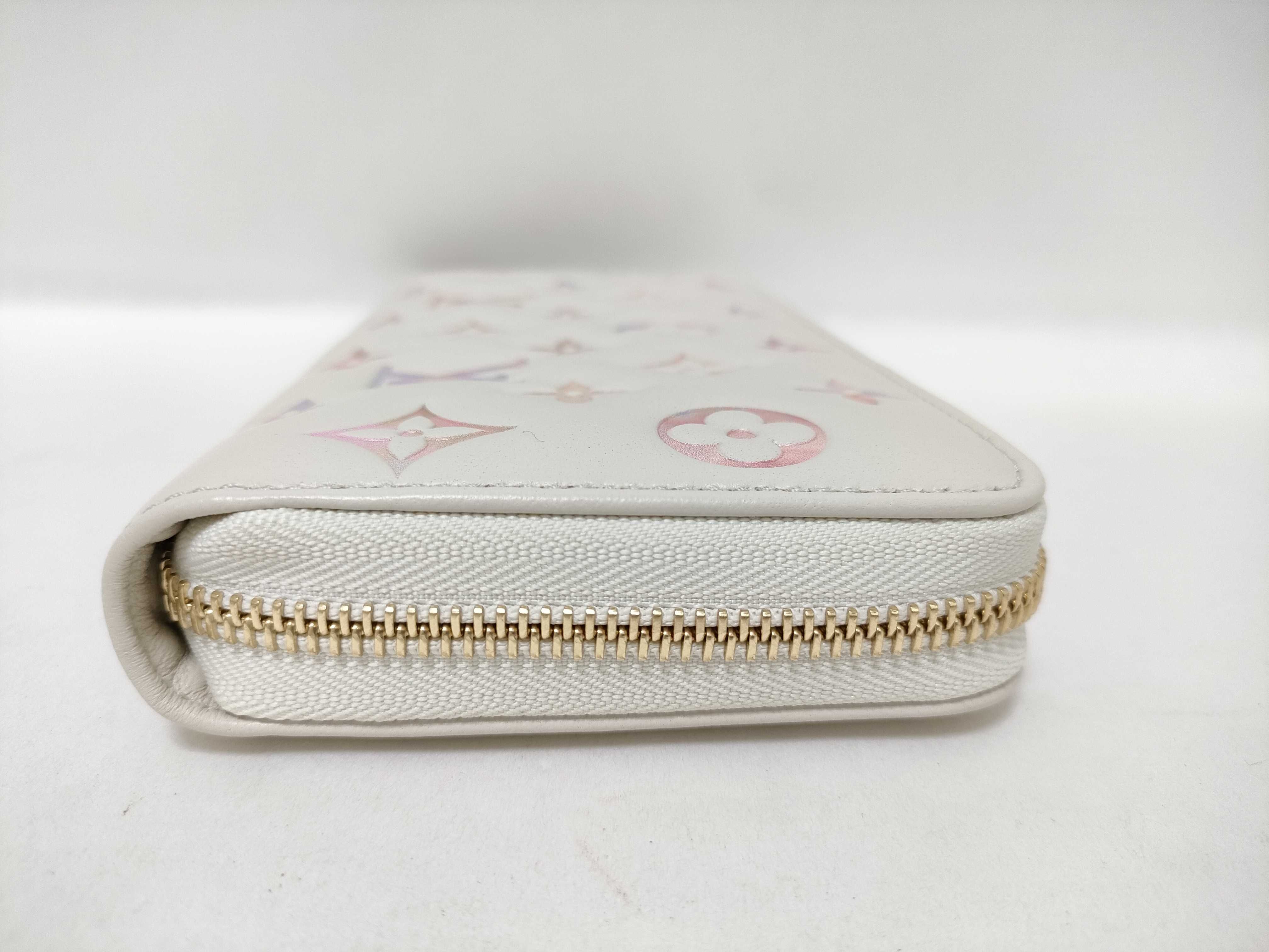 Monogram Zippy Wallet Long Wallet Dream Beige M15091 Wallet — view 3