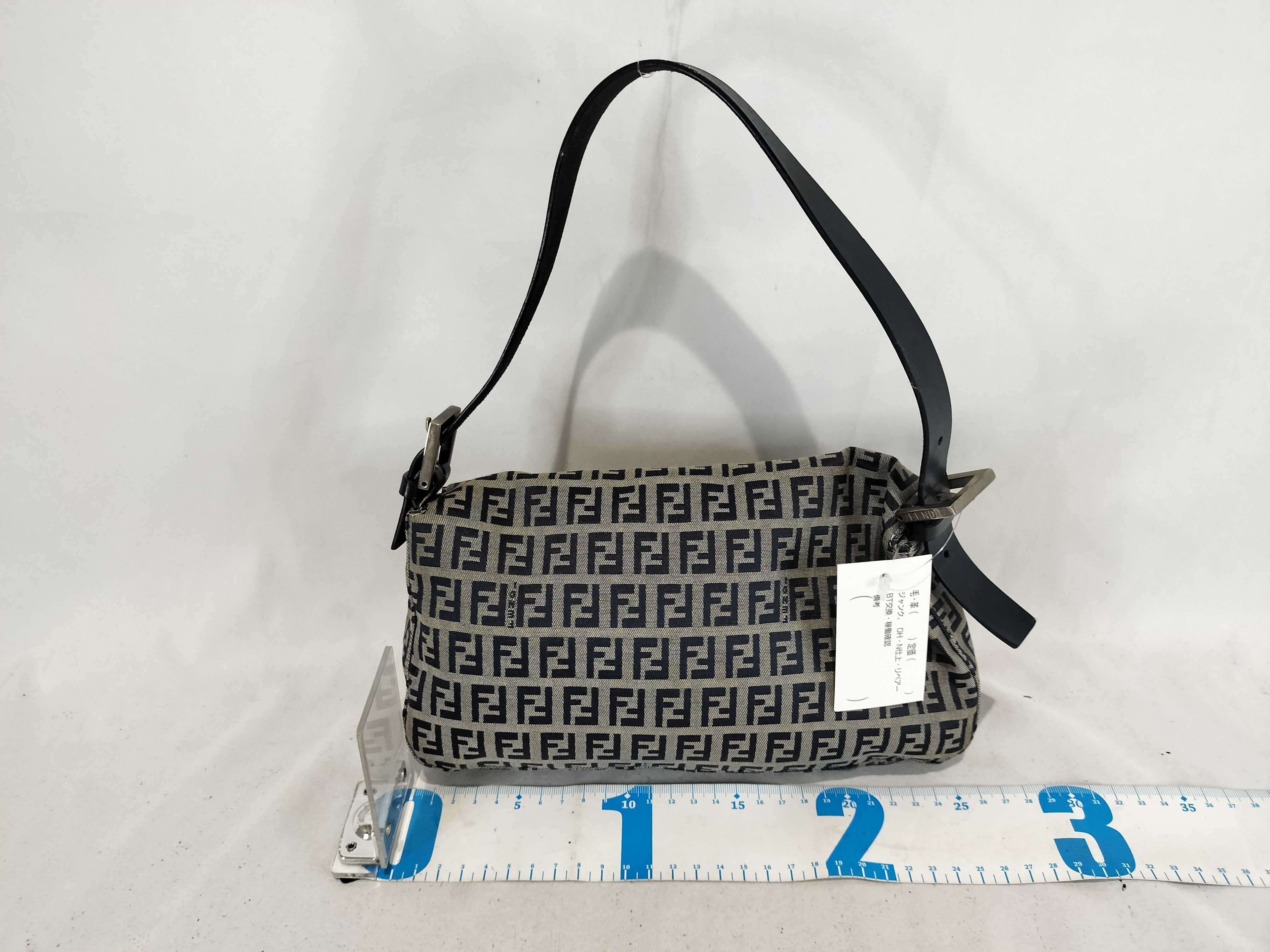 One-Shoulder Handbag — view 3