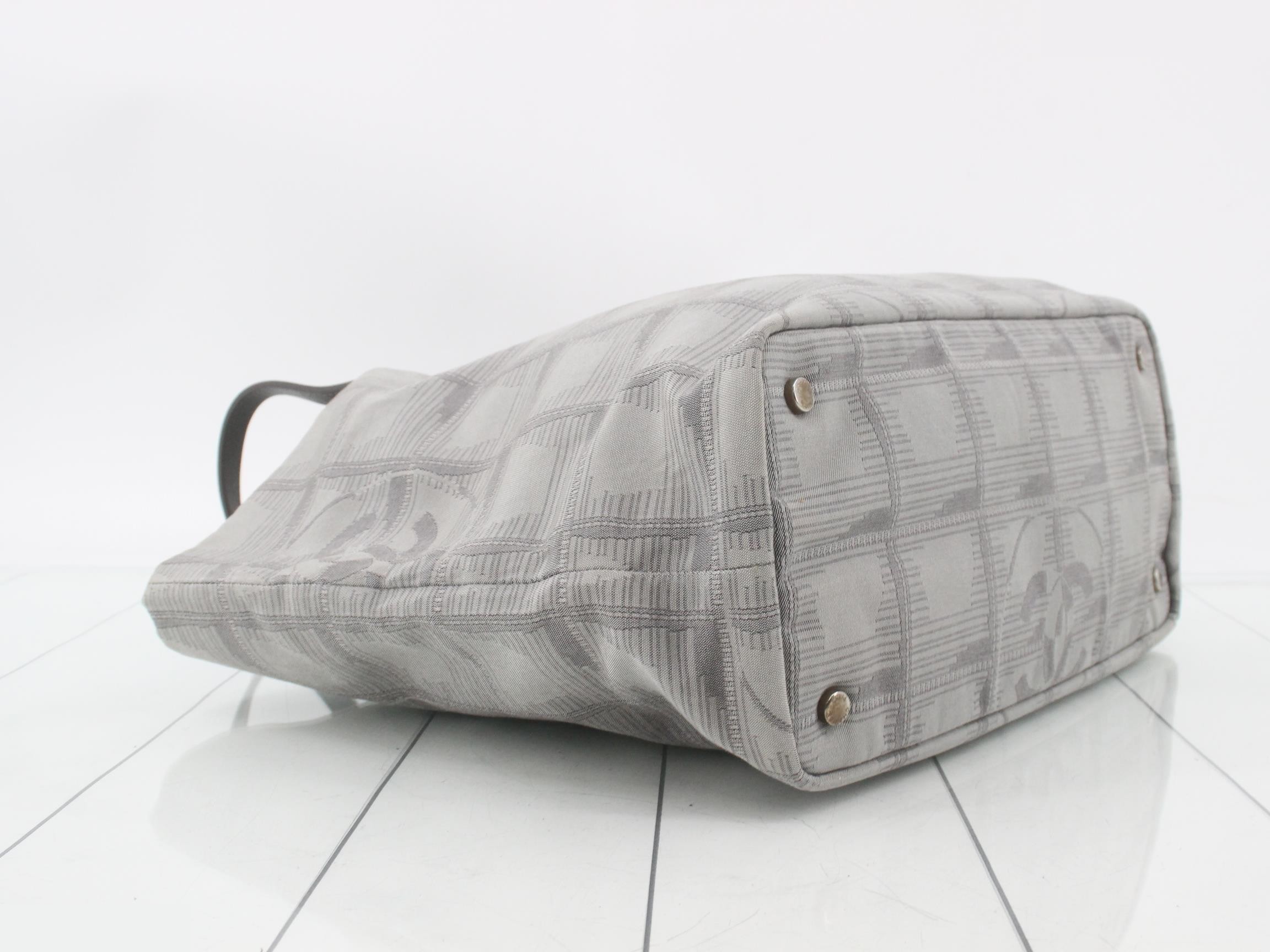 New Travel Line Tote Bag Gray — view 5