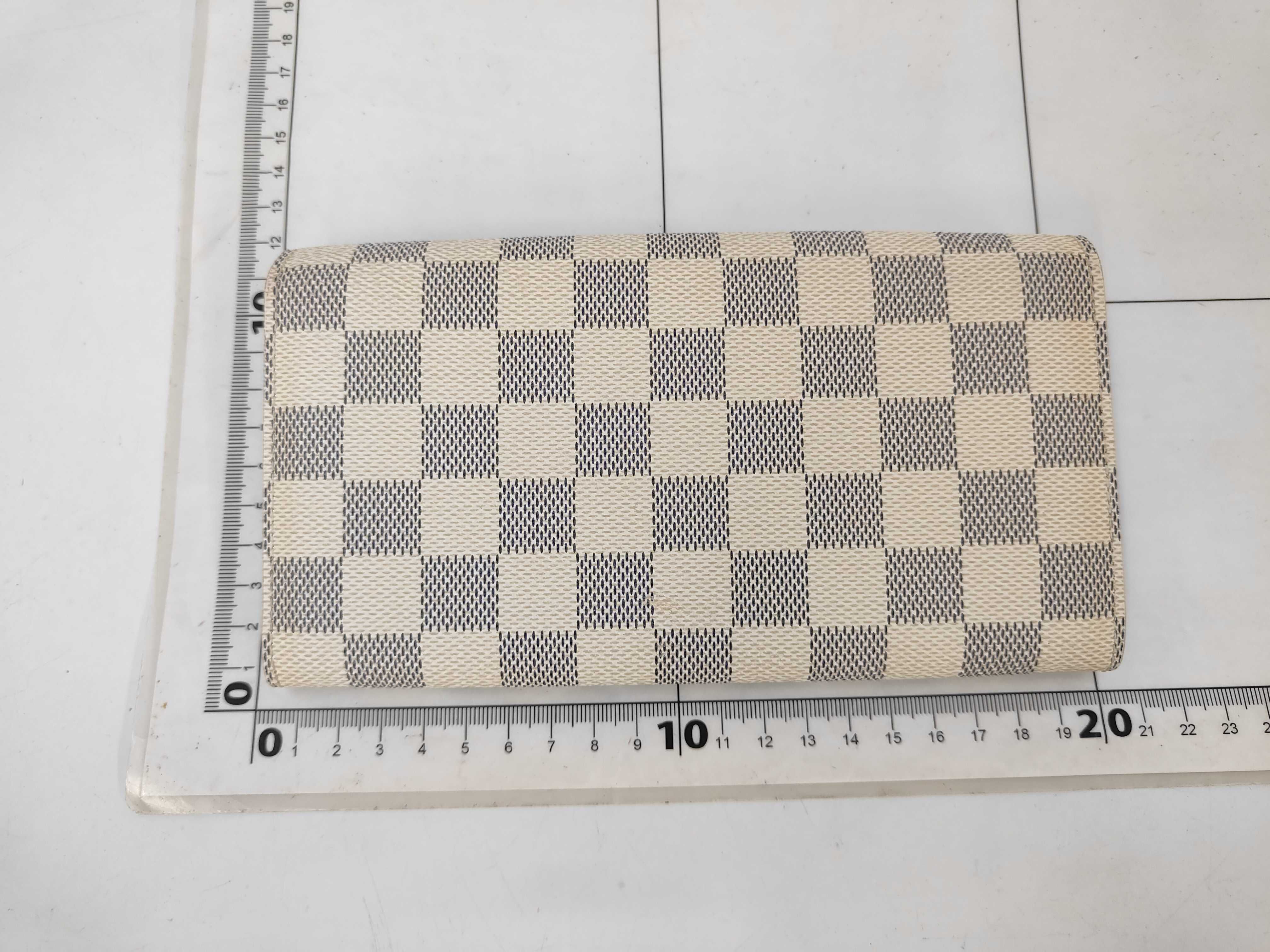 Damier Azur Louis Vuitton Azur Portefeuille Sarah CA2180 Wallet — view 2