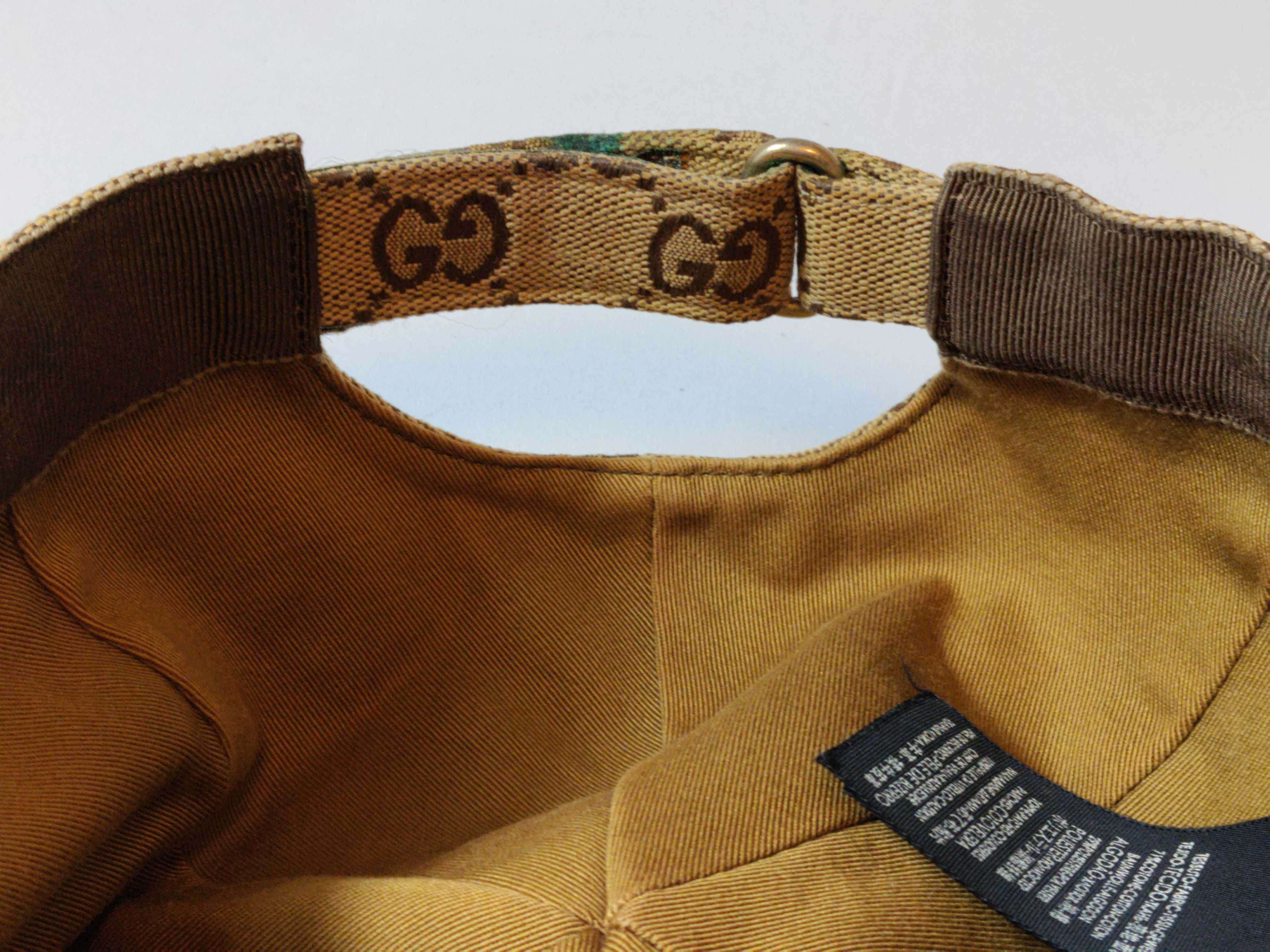 GG Canvas Cap with Logo and Other Accessories — view 8
