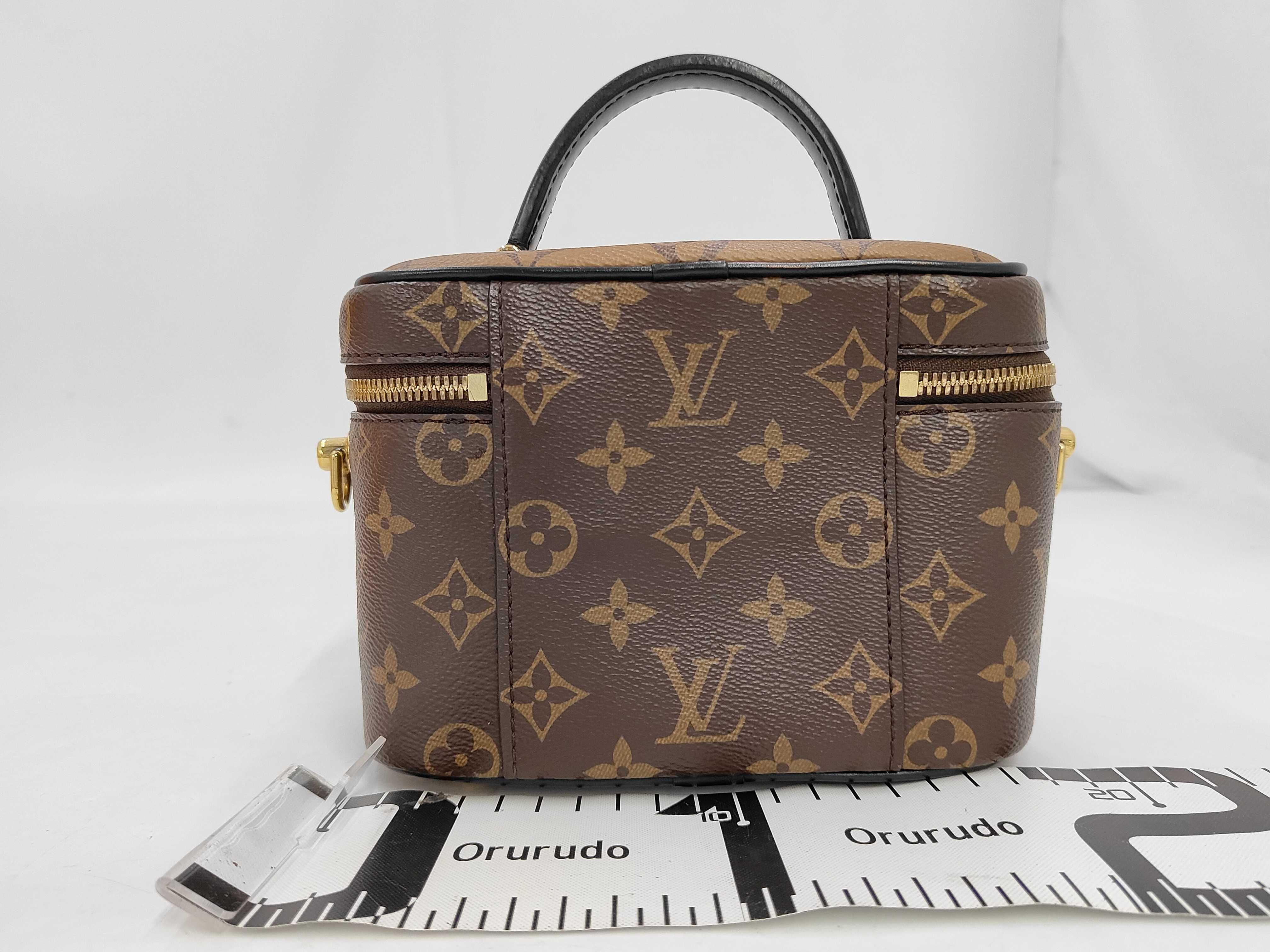 Vanity Shoulder Bag — view 2