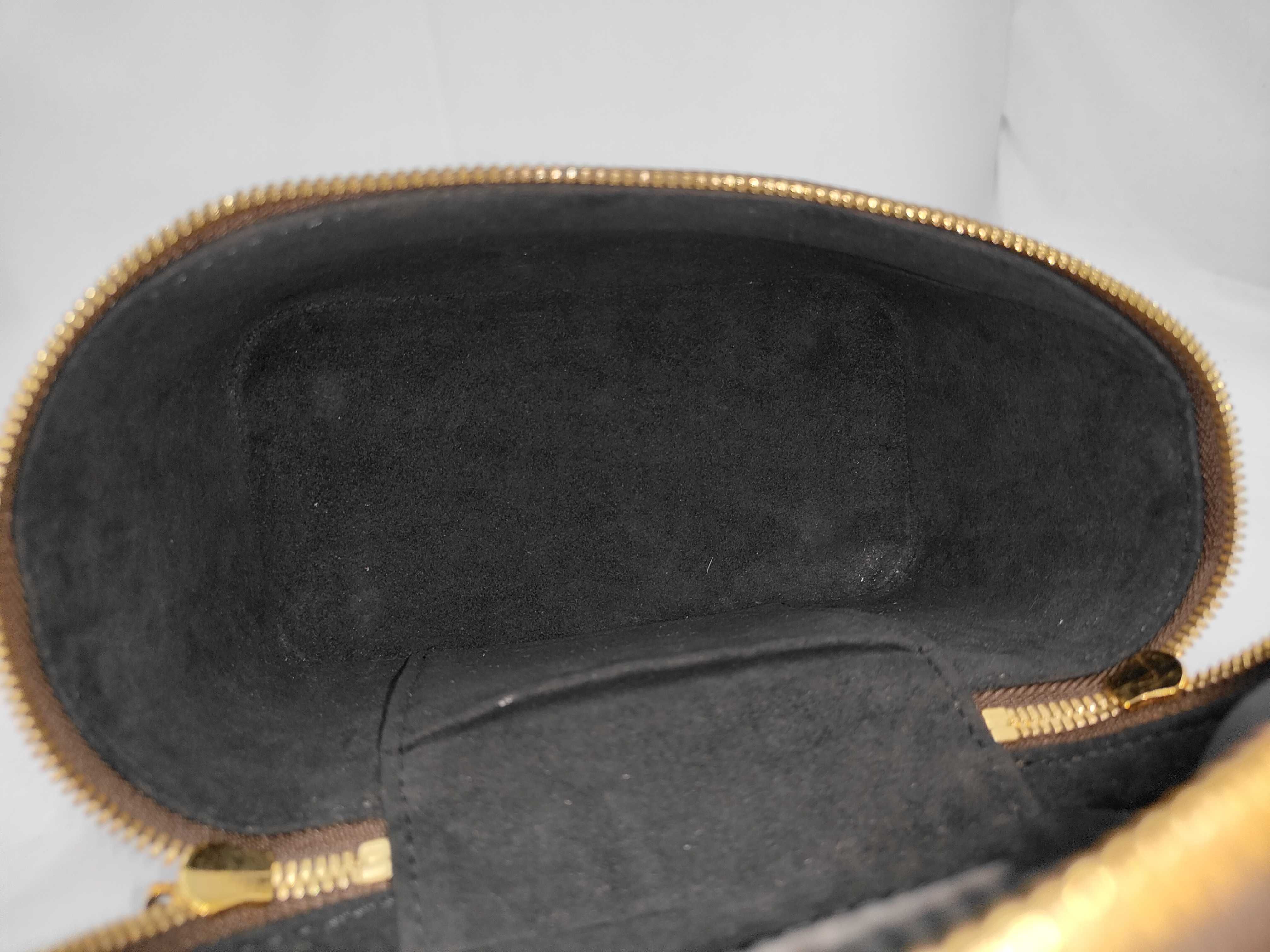 Vanity Shoulder Bag — view 9