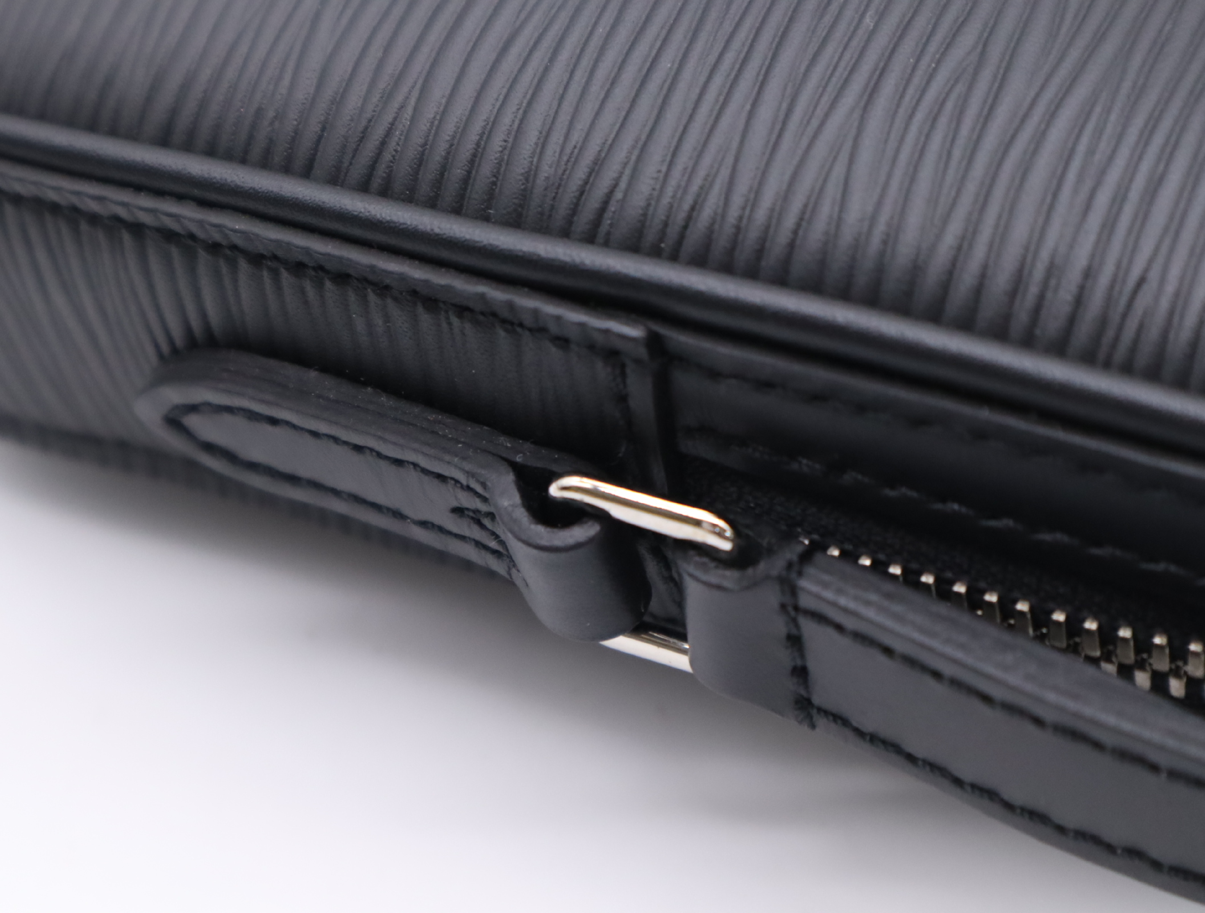 M55120 Epi Danube PM Shoulder Bag with Dust Bag — view 8