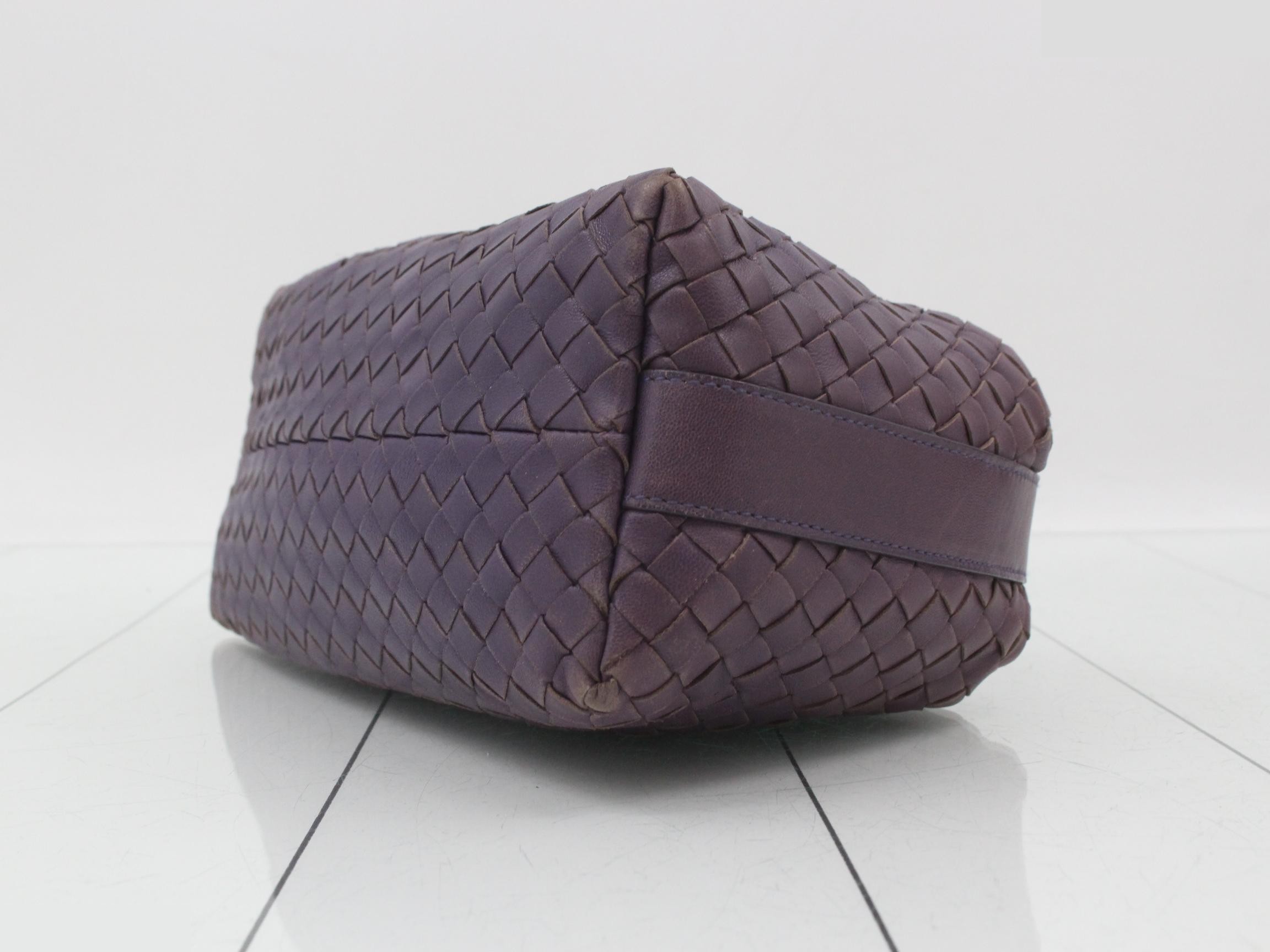 Intrecciato (bag) - Handbag - Purple — view 6