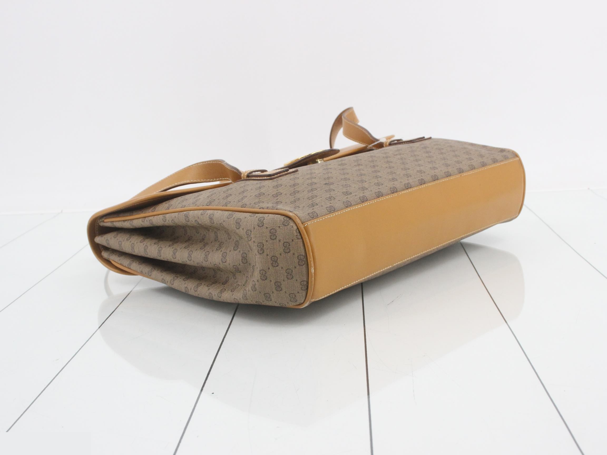 Old Gucci, GG pattern — view 5