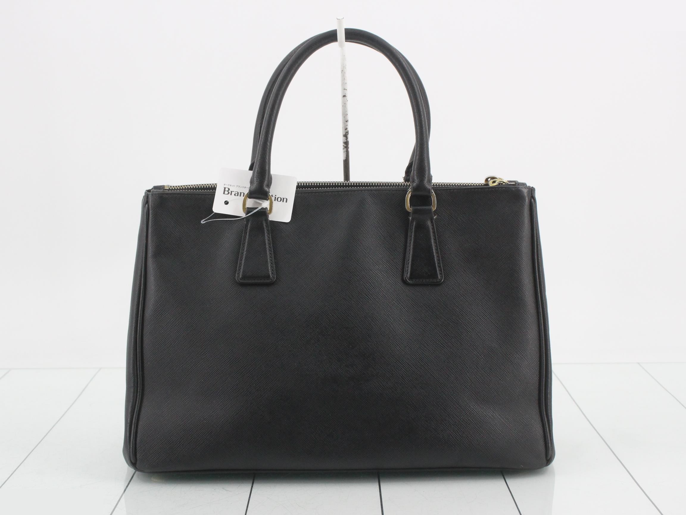 Saffiano Galleria handbag, black — view 2