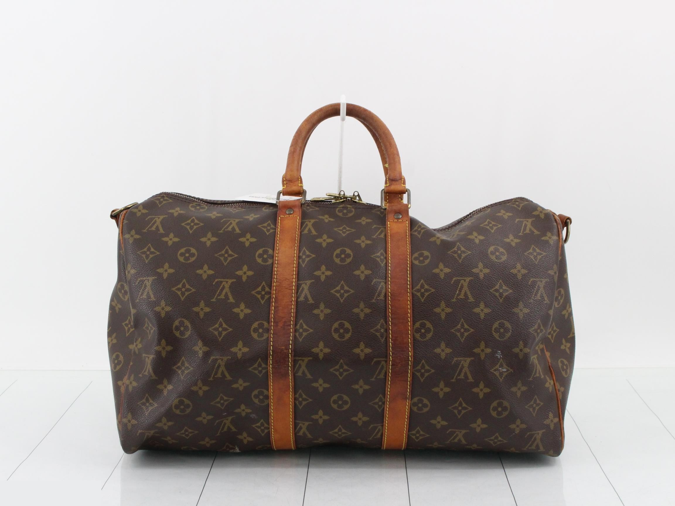 Speedy 40 with strap — view 2