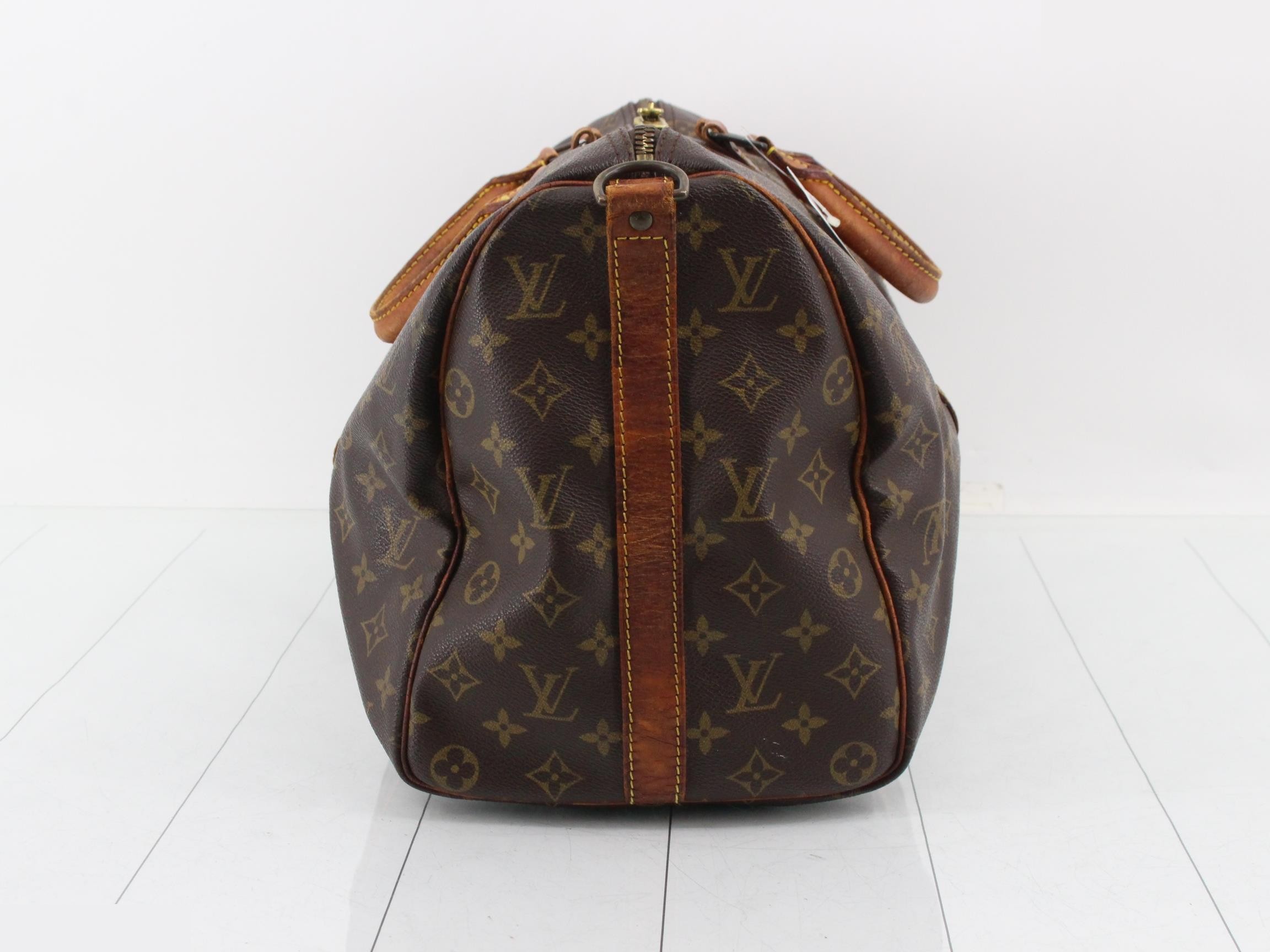 Speedy 40 with strap — view 3