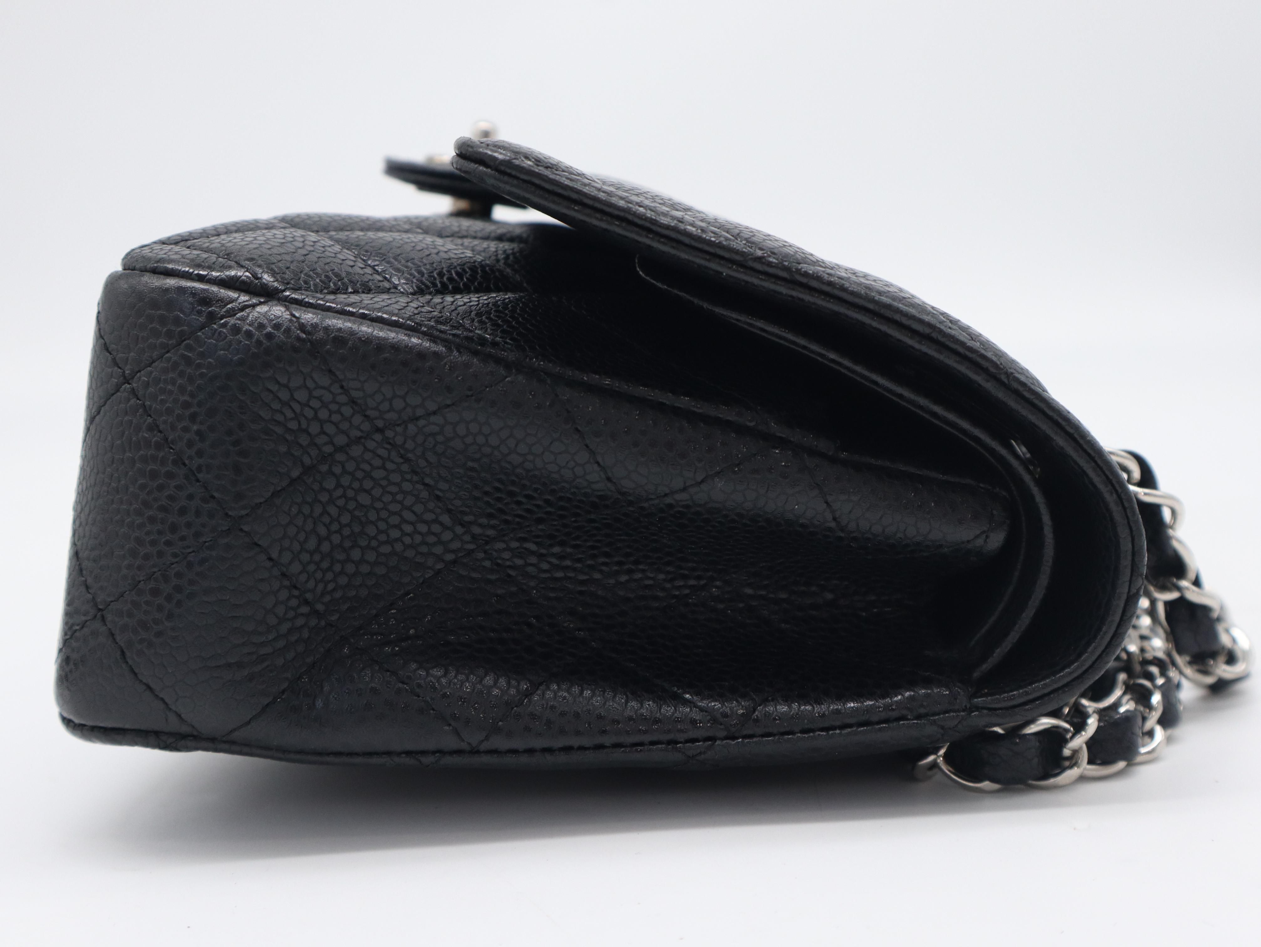 Caviar Skin Matelassé 25 Shoulder Bag with Double Flap, Double Chain, Silver Hardware, Seal, Card, 13099457, Guarantee Card, and Dust Bag. — view 4