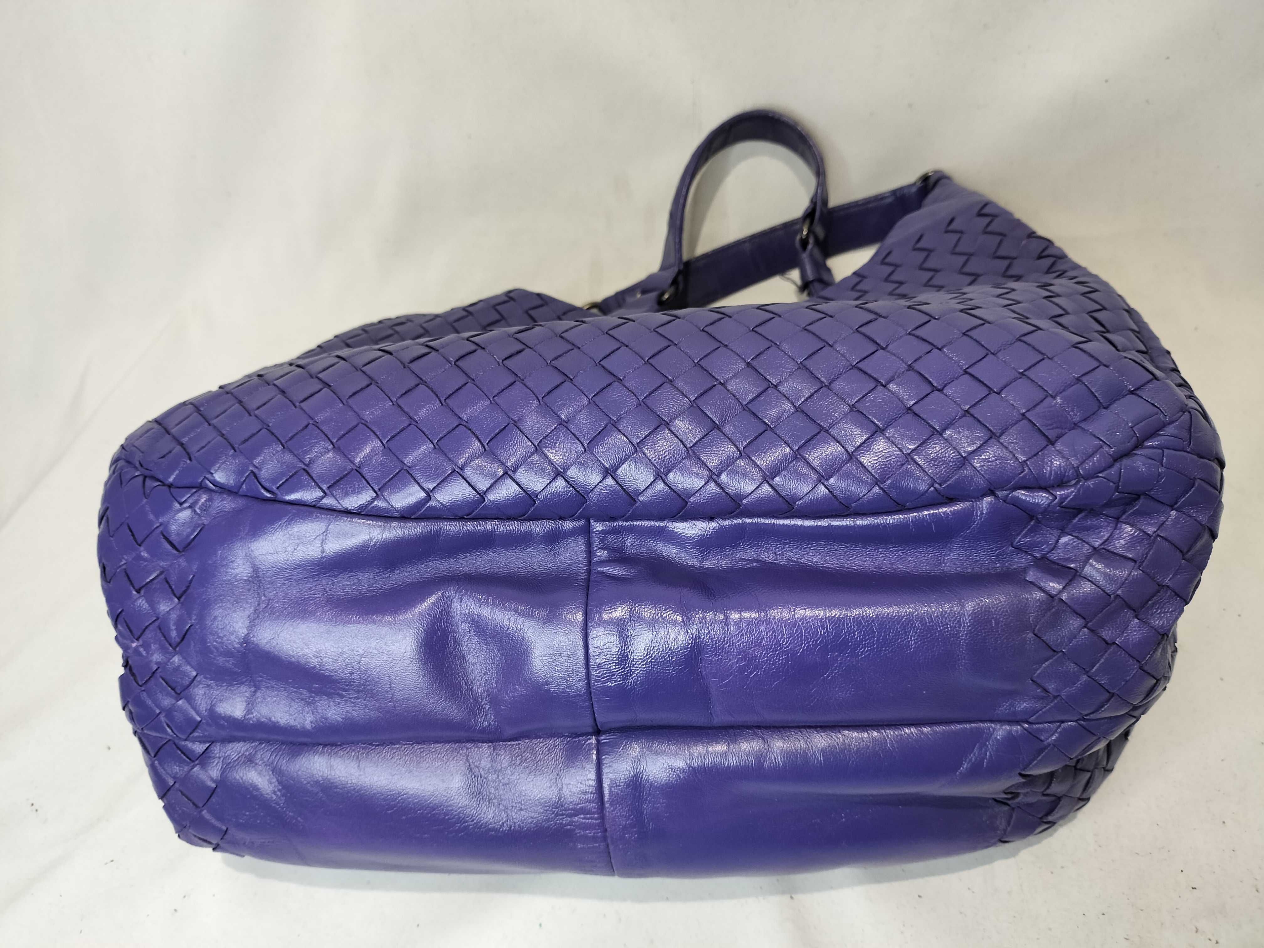 Intrecciato Campana Tote Bag (Handbag with large pen marks) — view 7